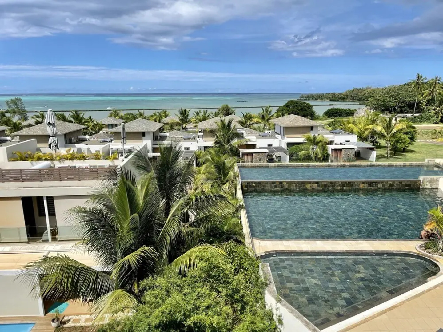 Azuri Residences by Life in Blue