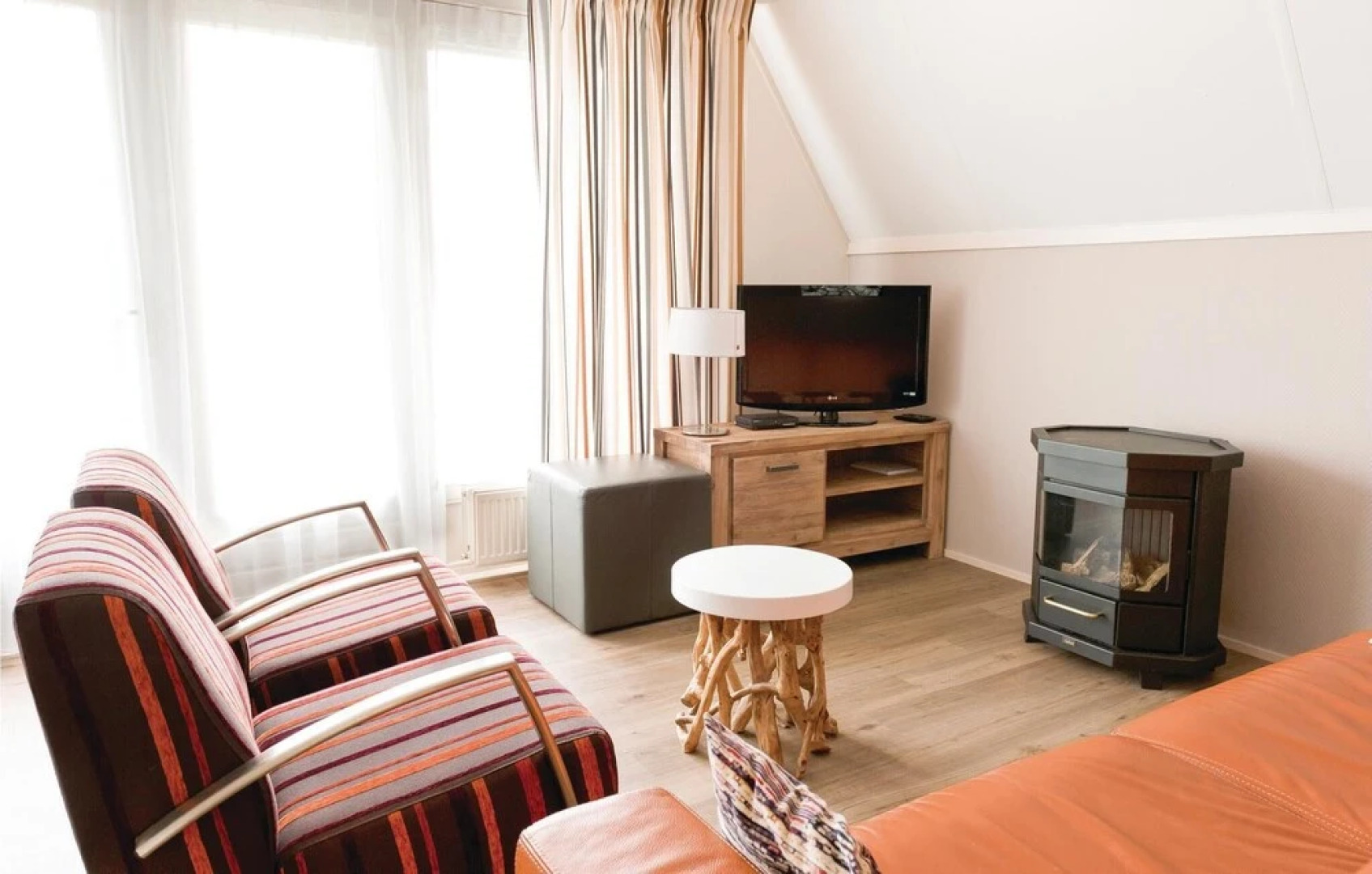 Awesome Home in Vlagtwedde With 3 Bedrooms, Wifi and Indoor Swimming Pool