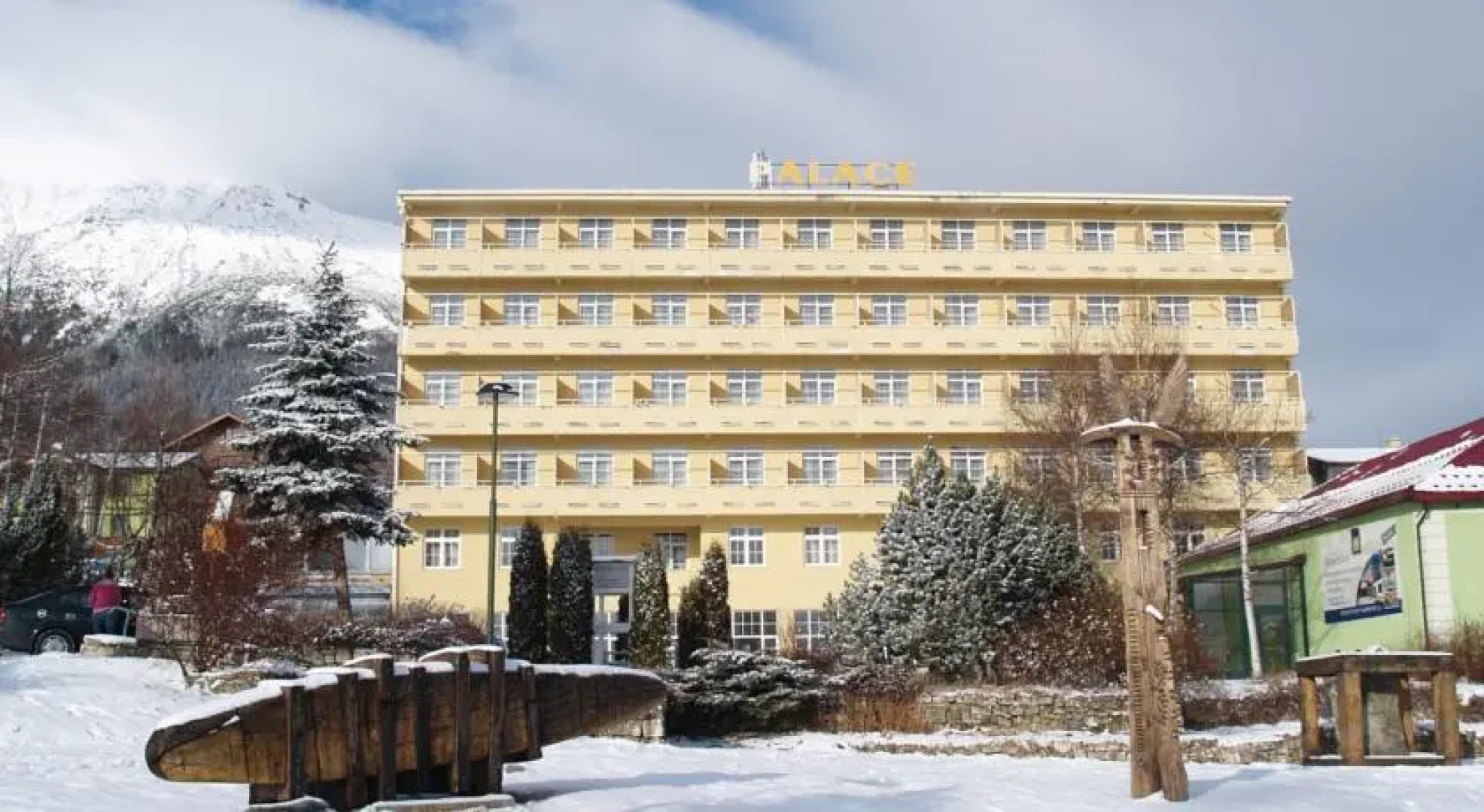 Hotel Palace