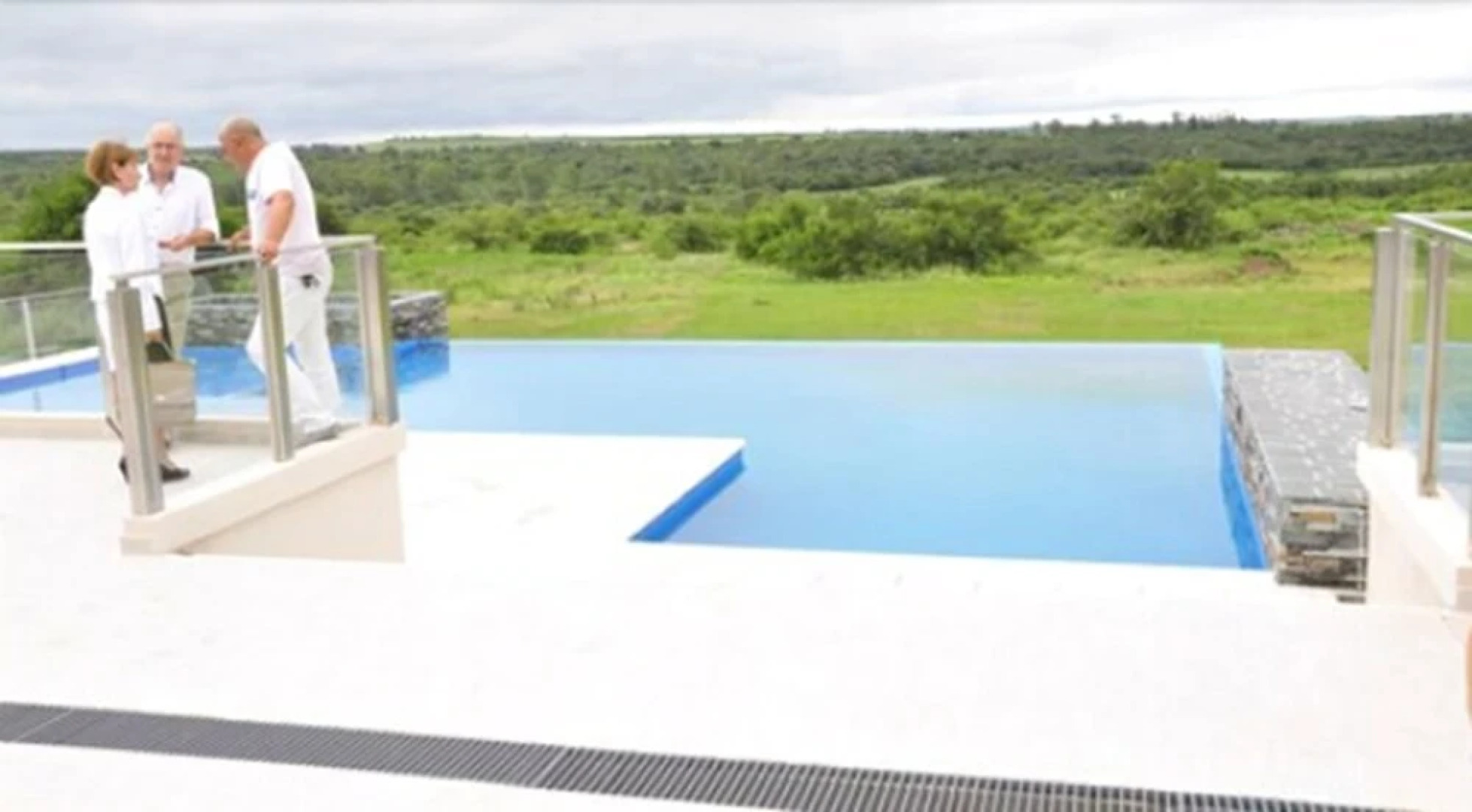 Howard Johnson By Wyndham Piedras Moras