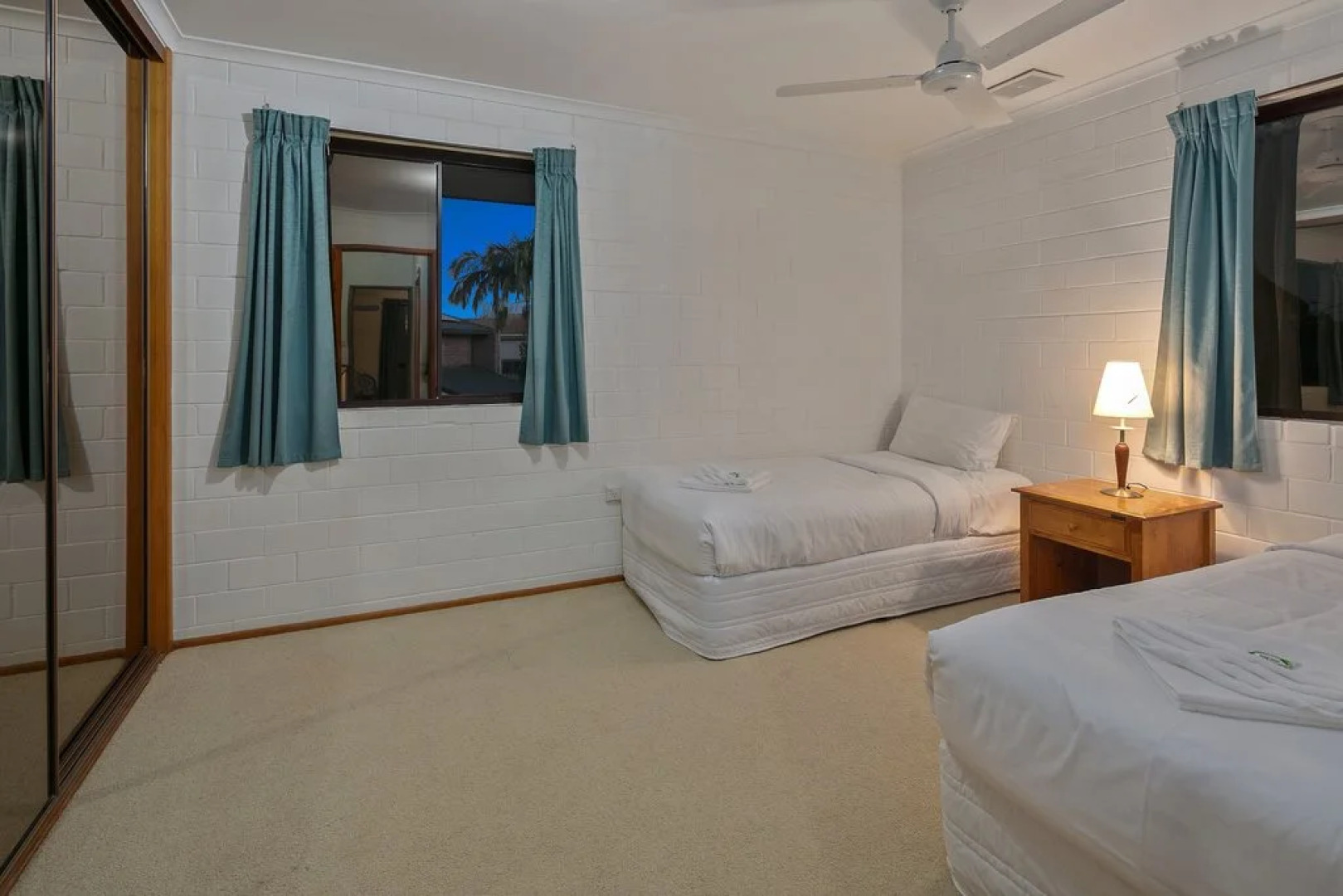 Cleveland Visitor Villas Motel