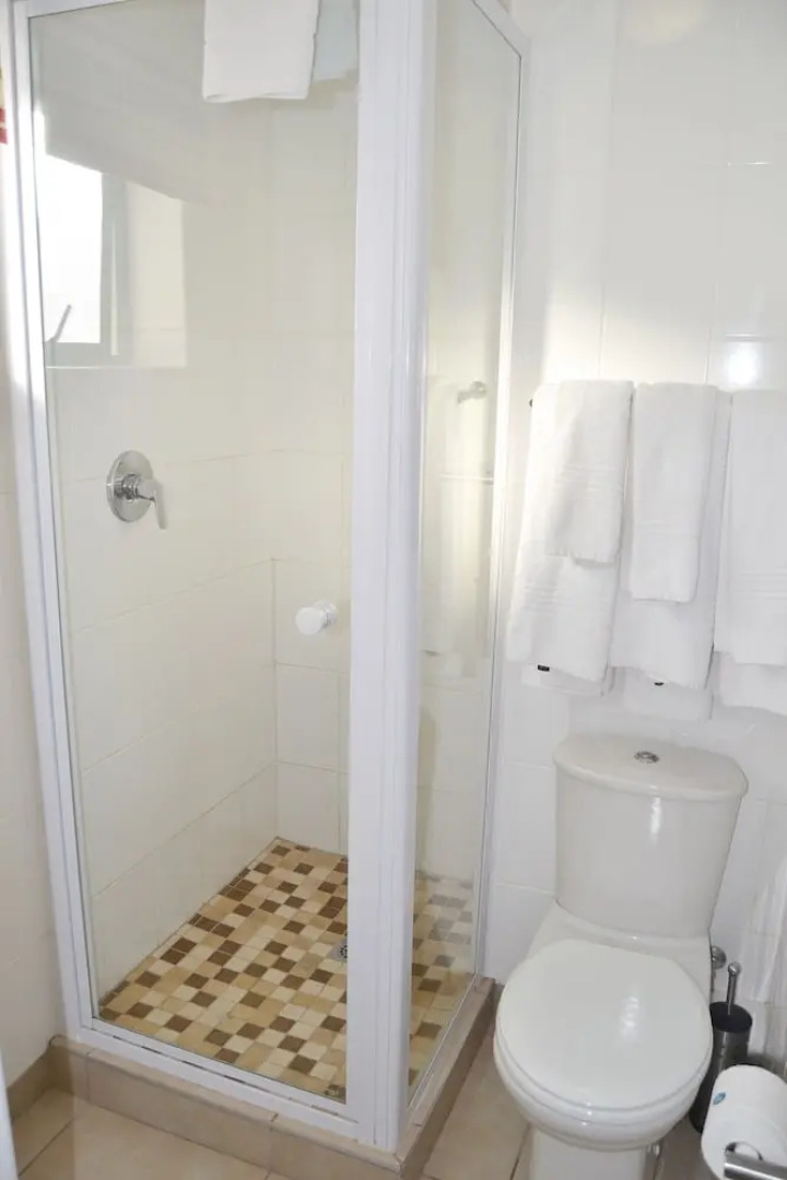 Club Mykonos Athenian Cascades