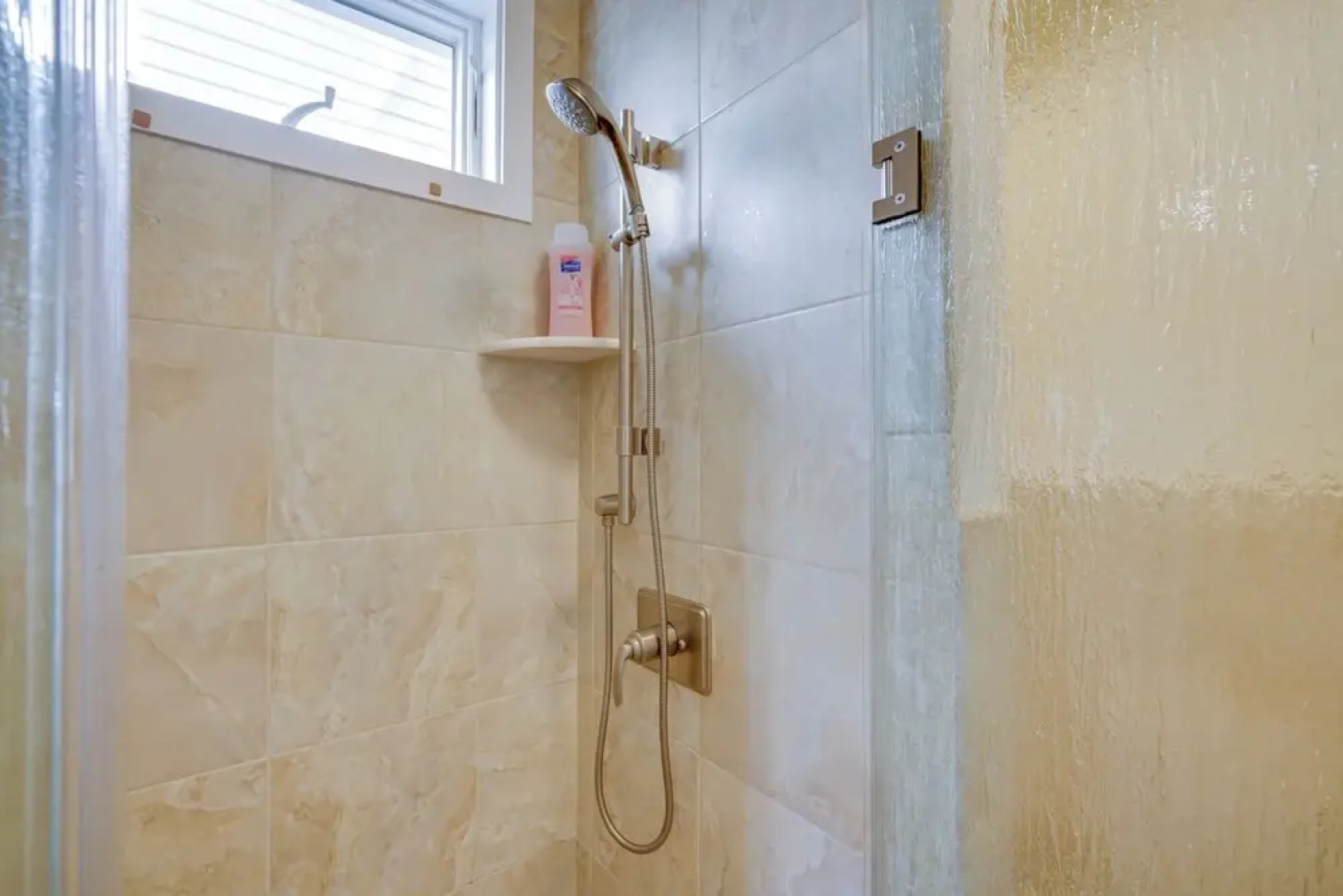 Ventnor City Retreat ~ 1 Block To Boardwalk!