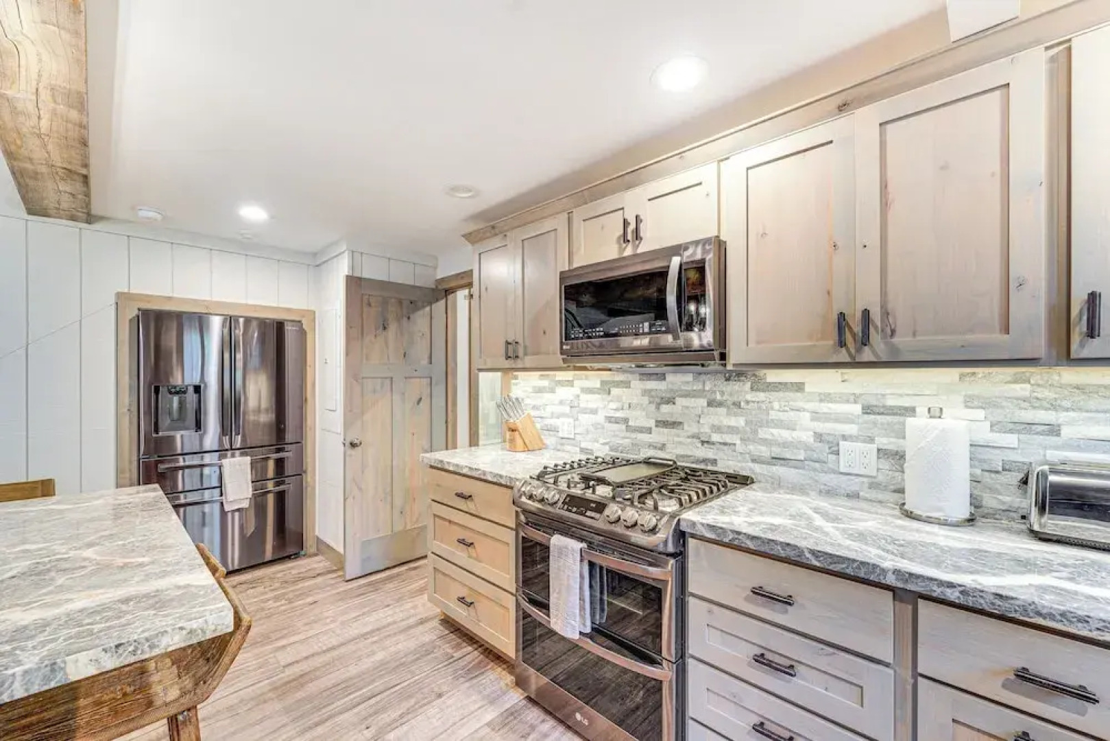 Cozy Sun Valley Townhome w/ Mountain Views!