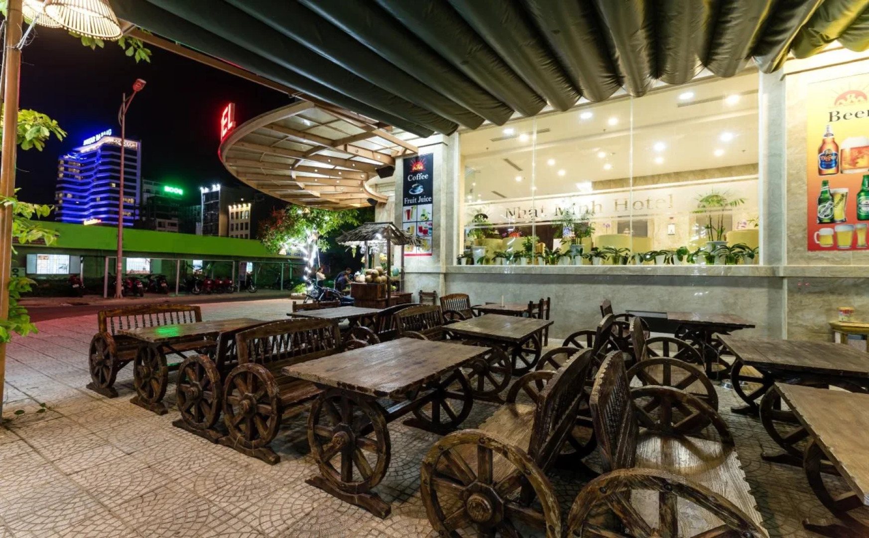 Nhat Minh Hotel and Apartment