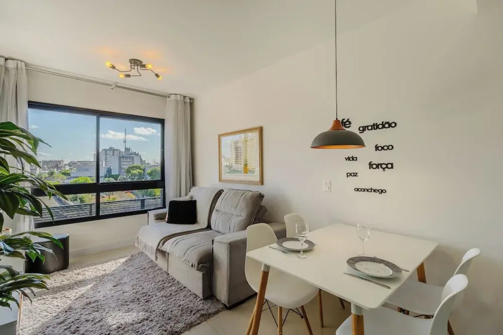 Beautiful Apartment in Condo With Pool Rpf0605