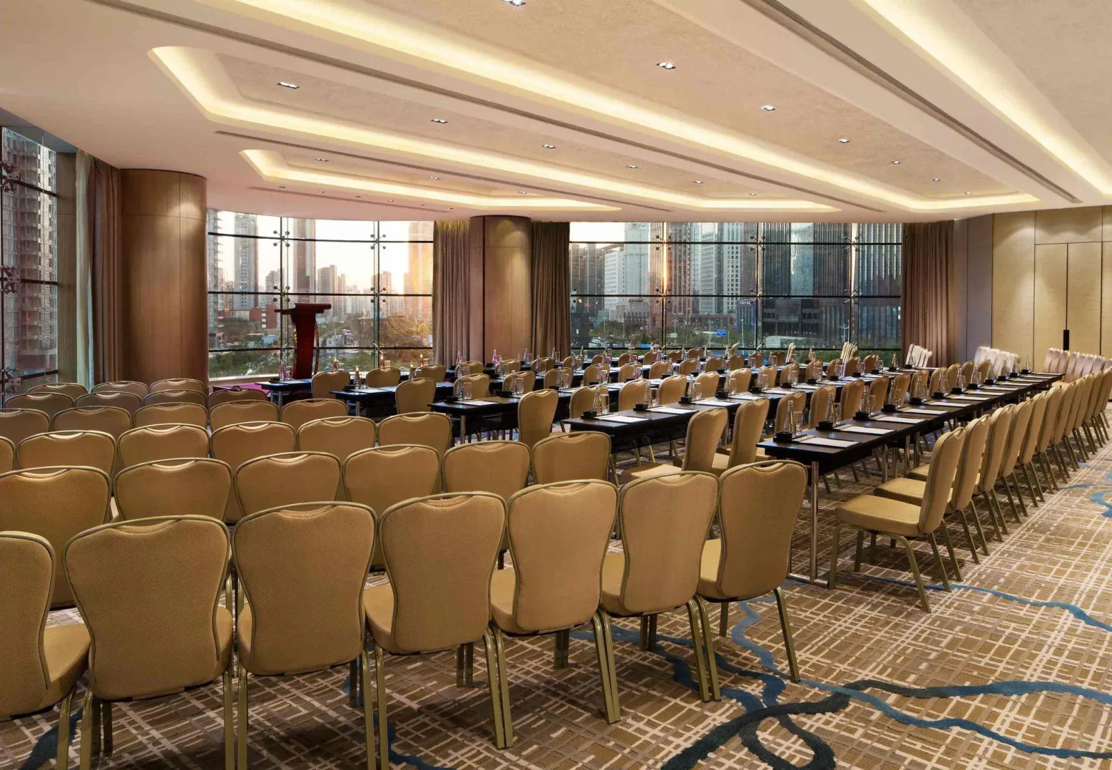 Courtyard by Marriott Zhengzhou East