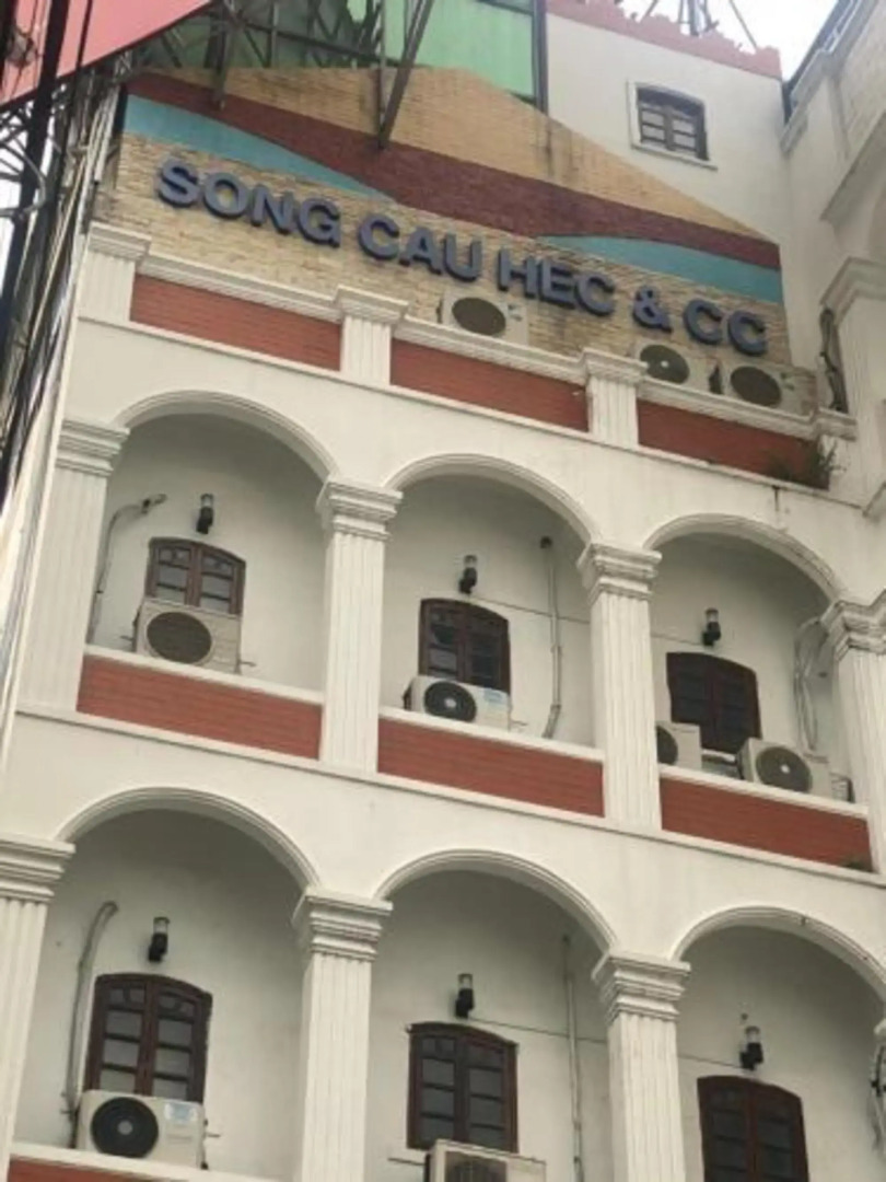 Song Cau Hotel