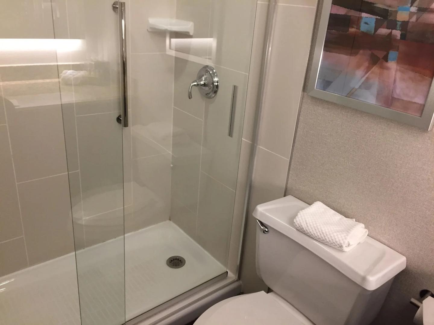 DoubleTree by Hilton Hartford - Bradley Airport