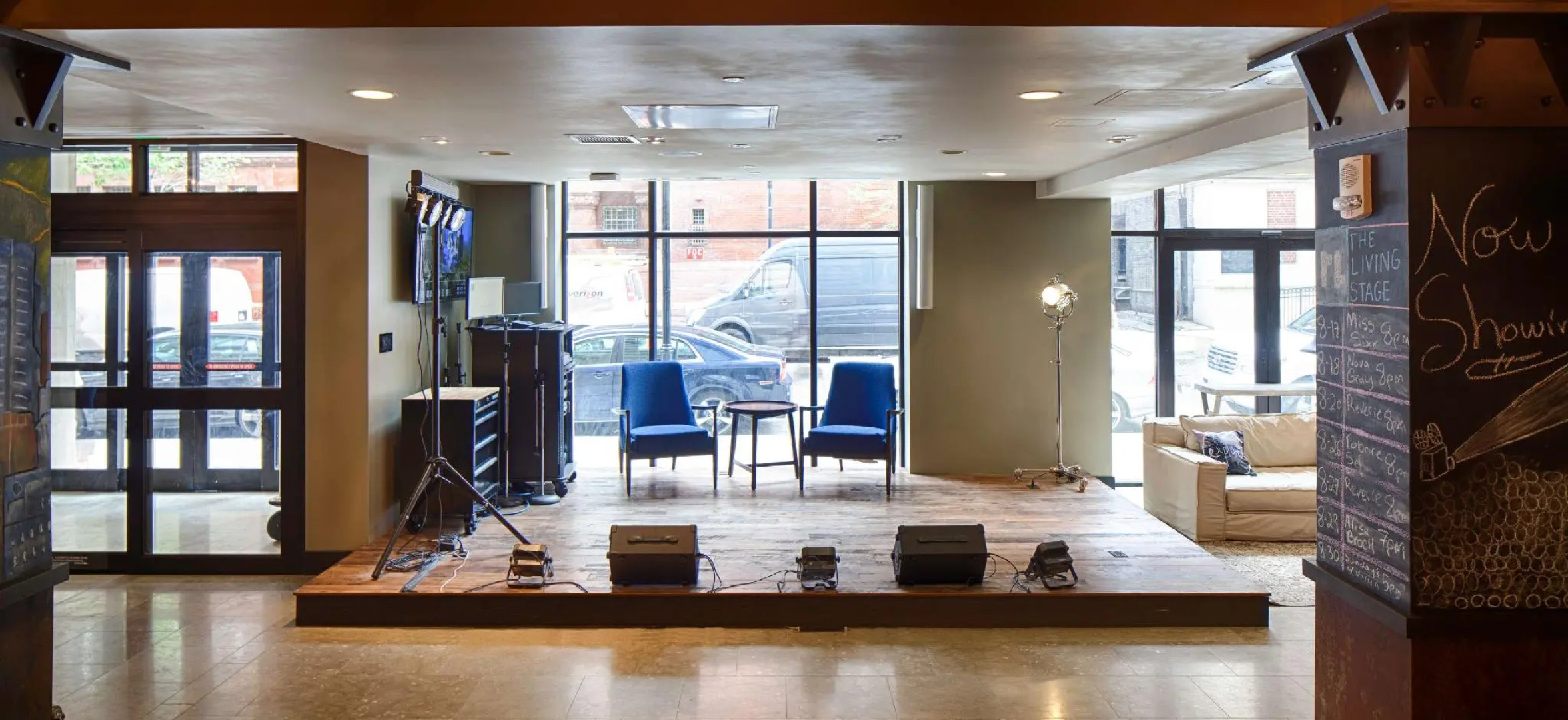 Hotel RL Baltimore Inner Harbor