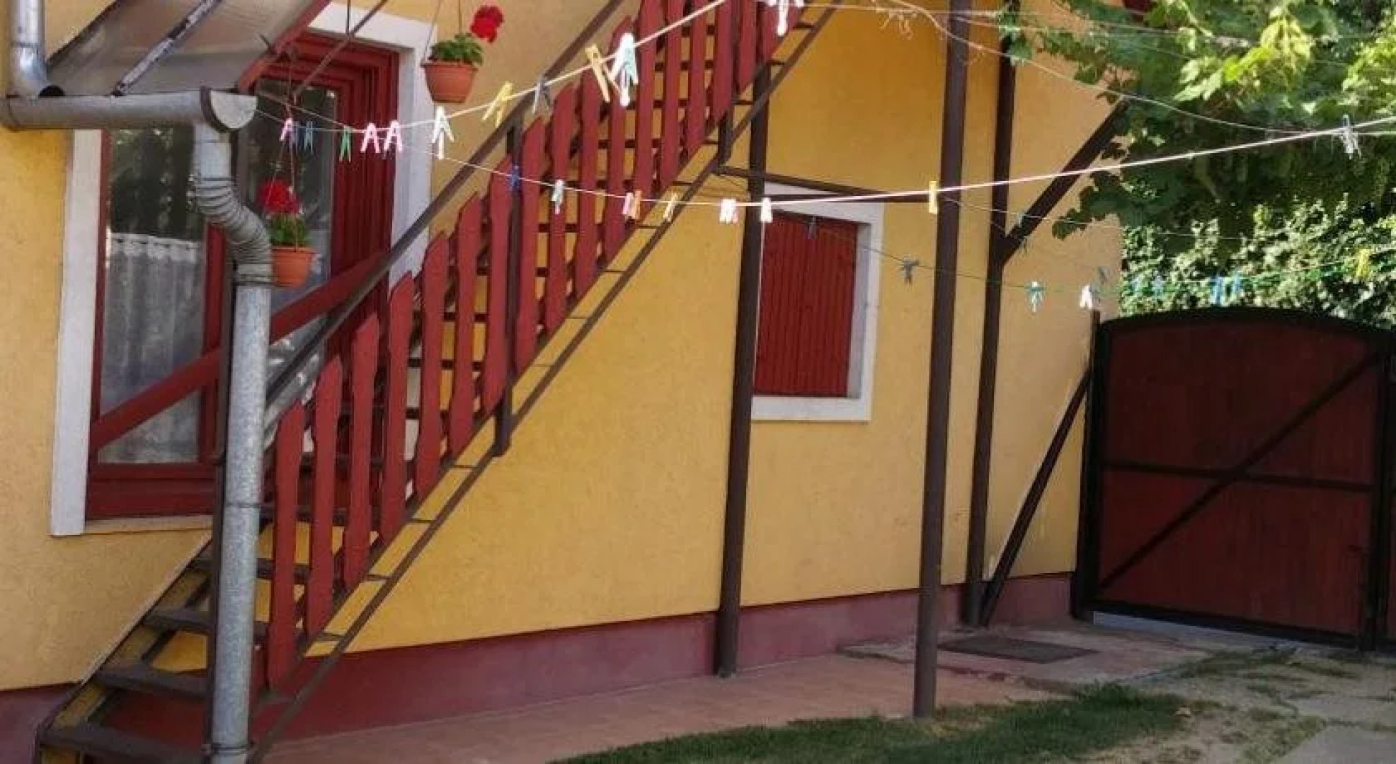 Zch Klra Utcai Apartman