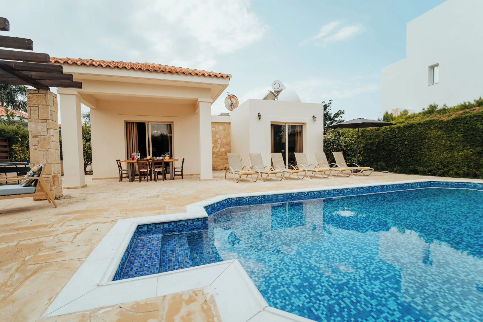 Sea Point Villas Coral Bay