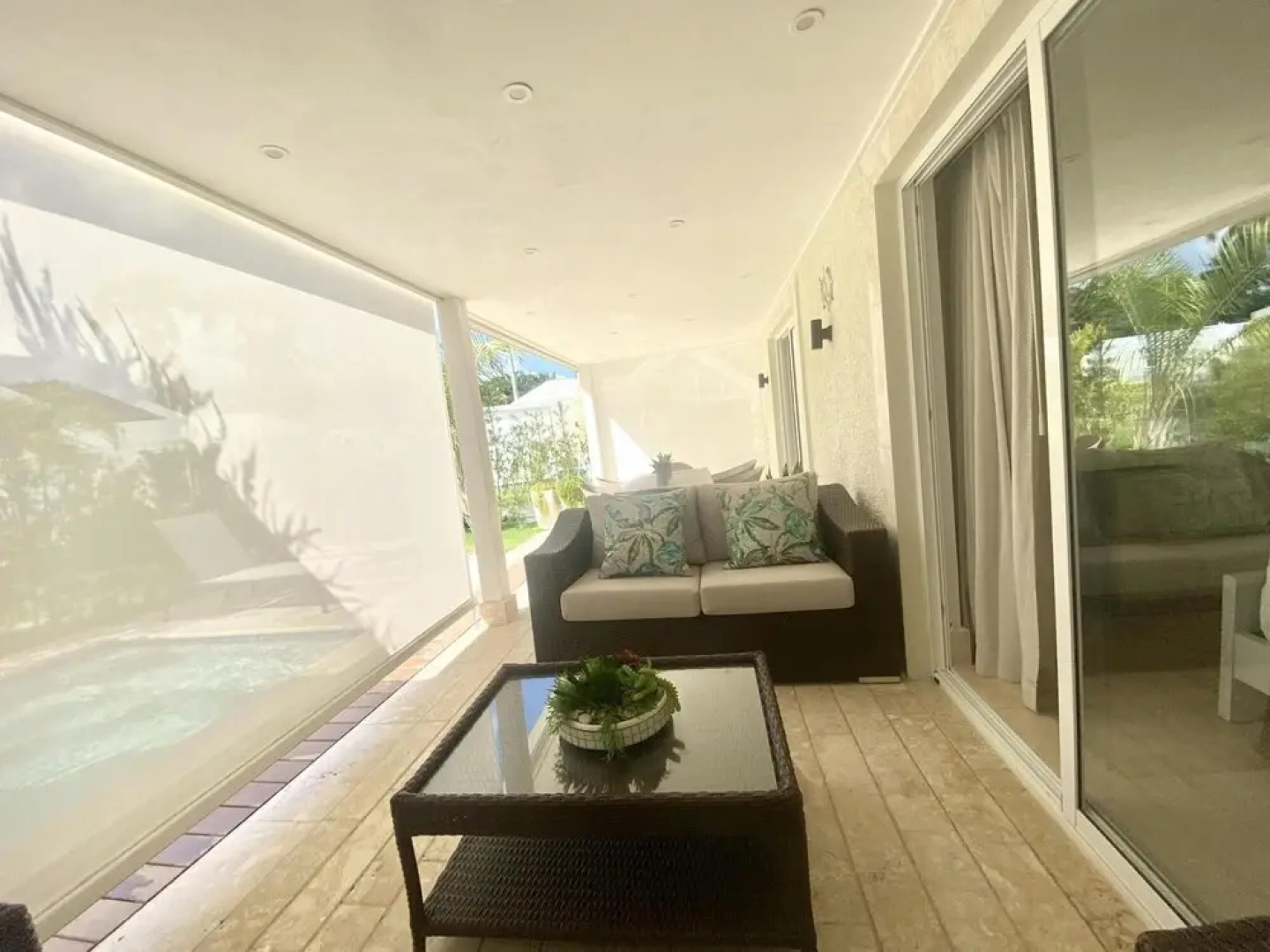 Fabulous Villa in Green One M02