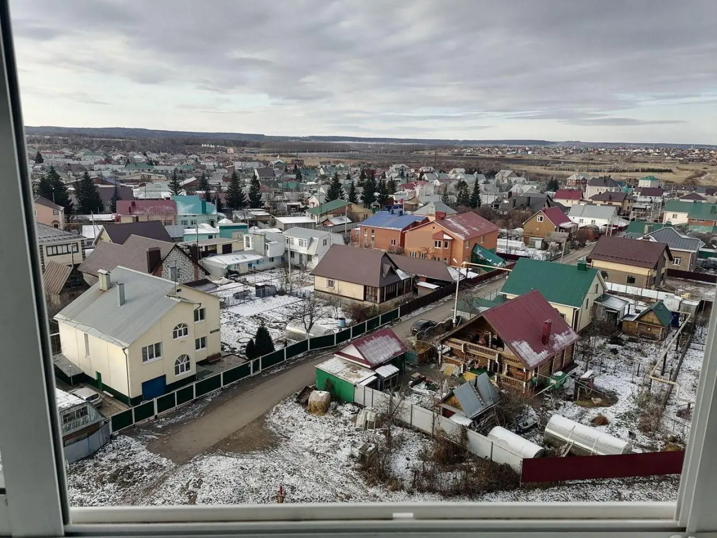 Марат Home (Хоум) на улице Рината Галеева 29