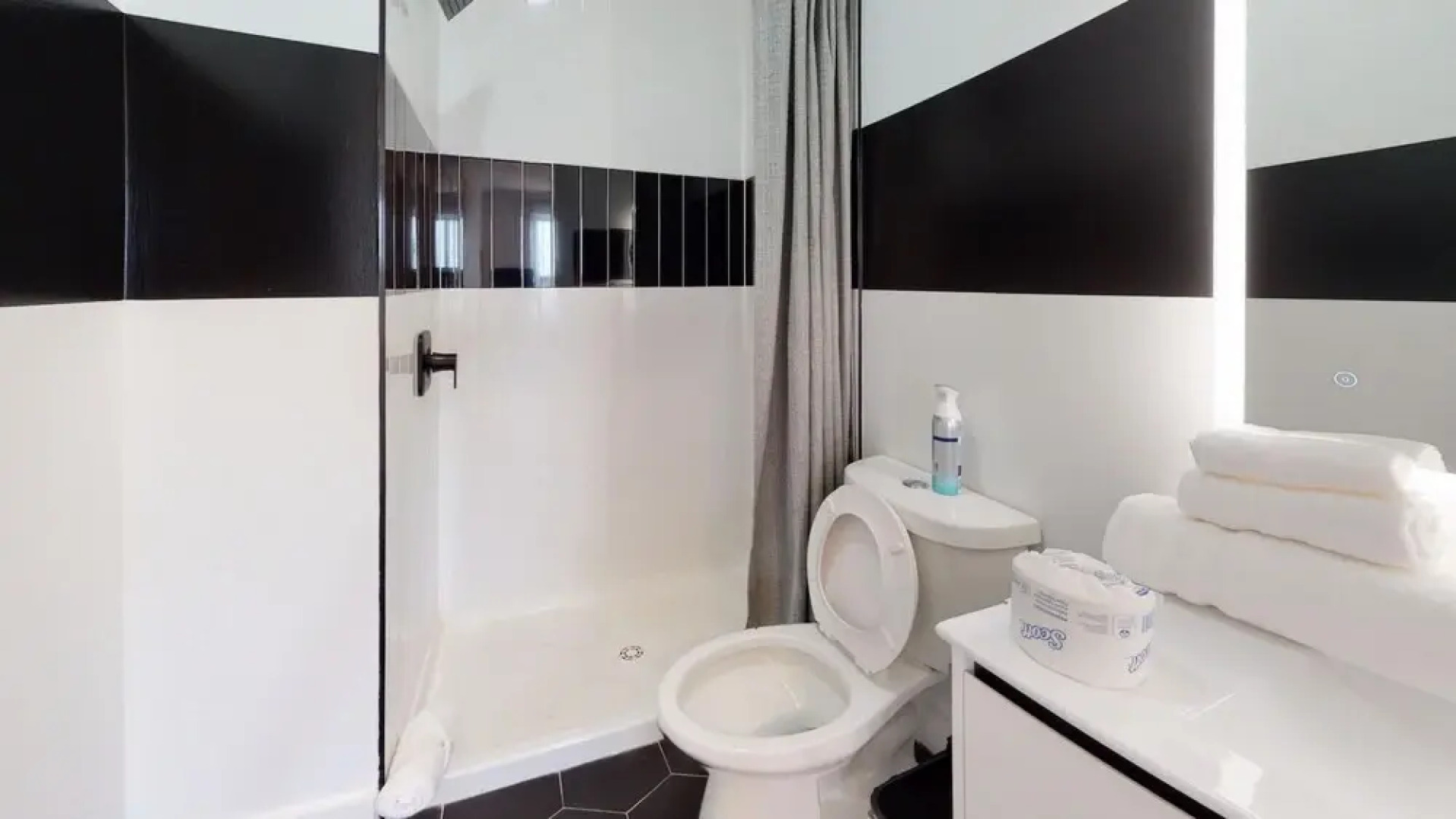 Luxury 2BR 30 Mins to Manhattan Evonify