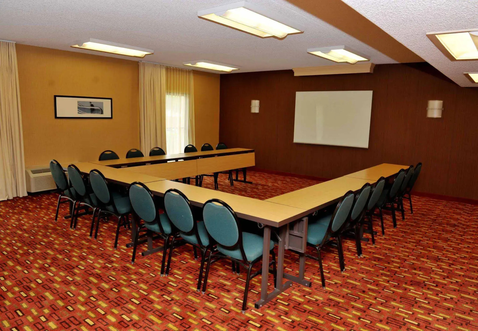 Courtyard by Marriott Dallas-Fort Worth/Bedford