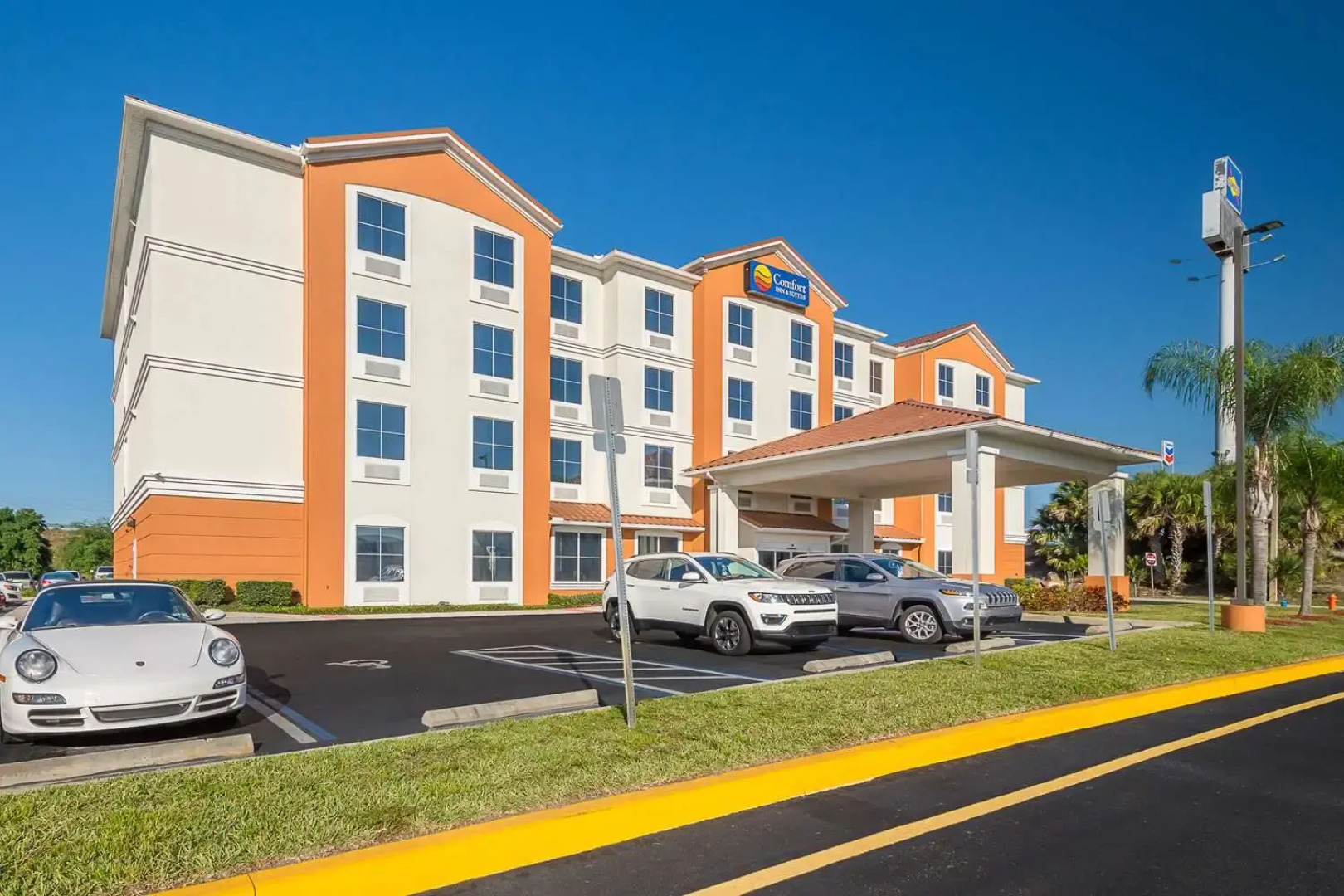 Comfort Inn and Suites Maingate South Davenport