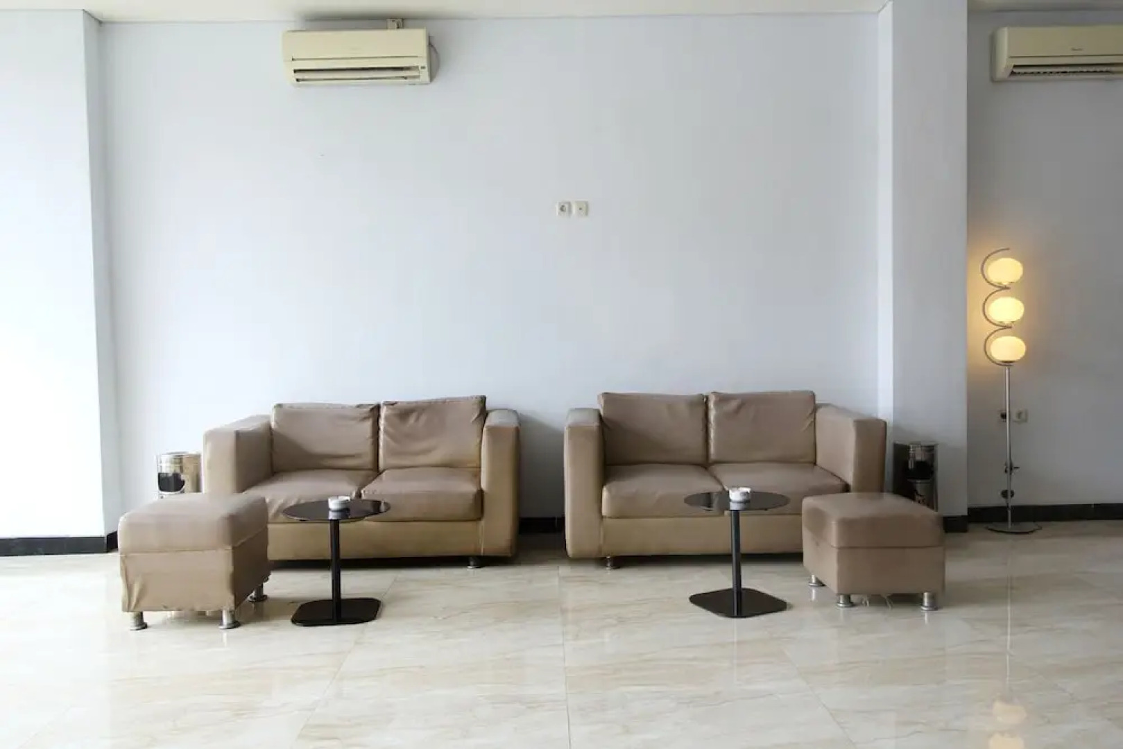 Airy Mandonga Saranani 168 Kendari