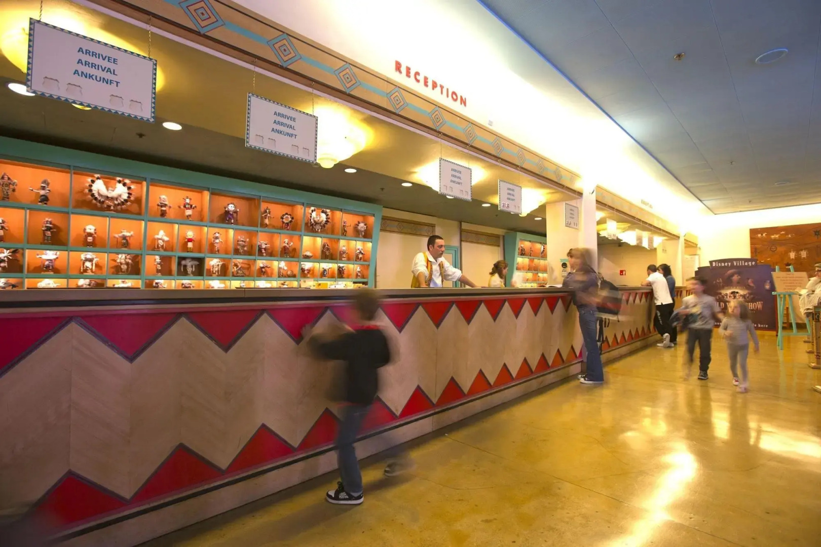 Отель Disney Hotel Santa Fe