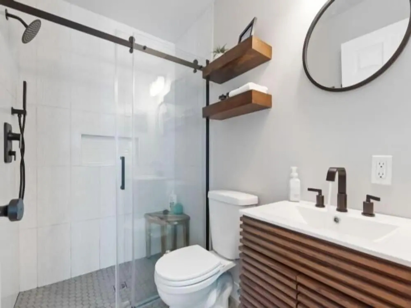 Cb Surf Cottage 3 Bedroom Cottage by Redawning