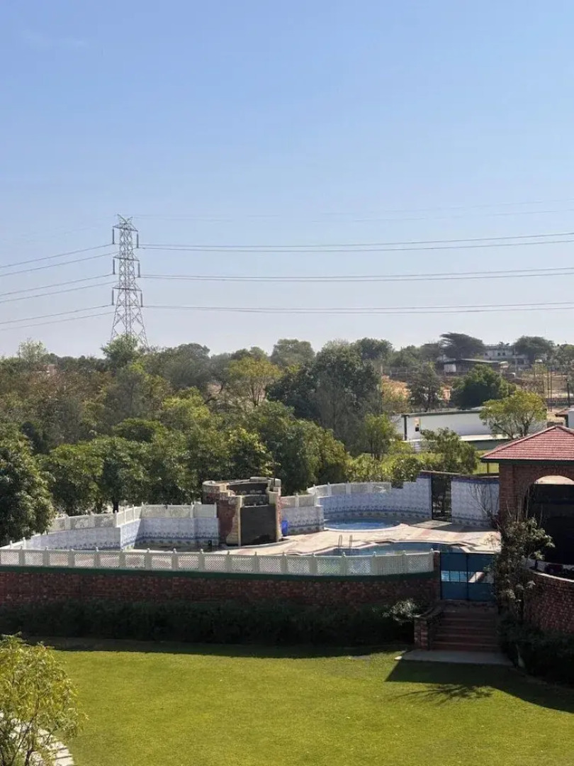 Swapanlok Farms And Resorts