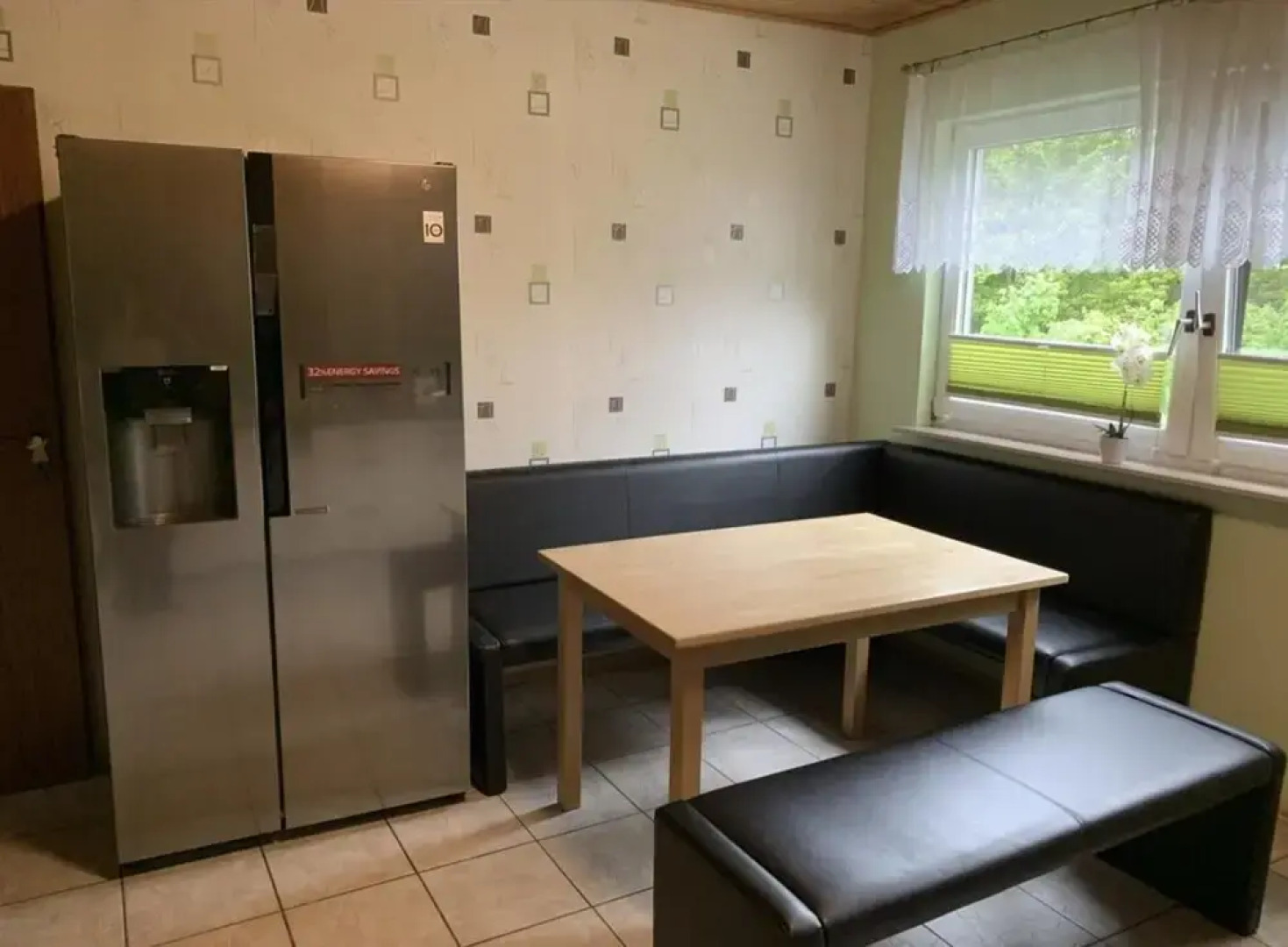 Charming 3- Bed Apartment in City Celle