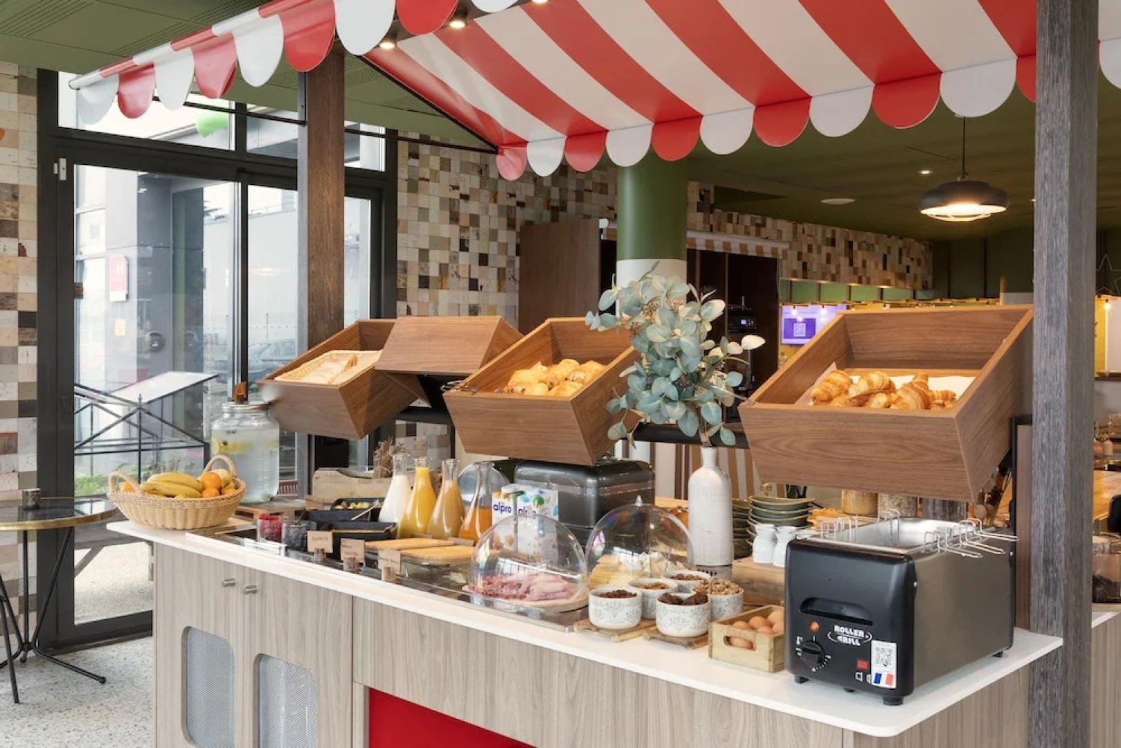 Hôtel Kyriad Versailles - Saint Cyr L'Ecole