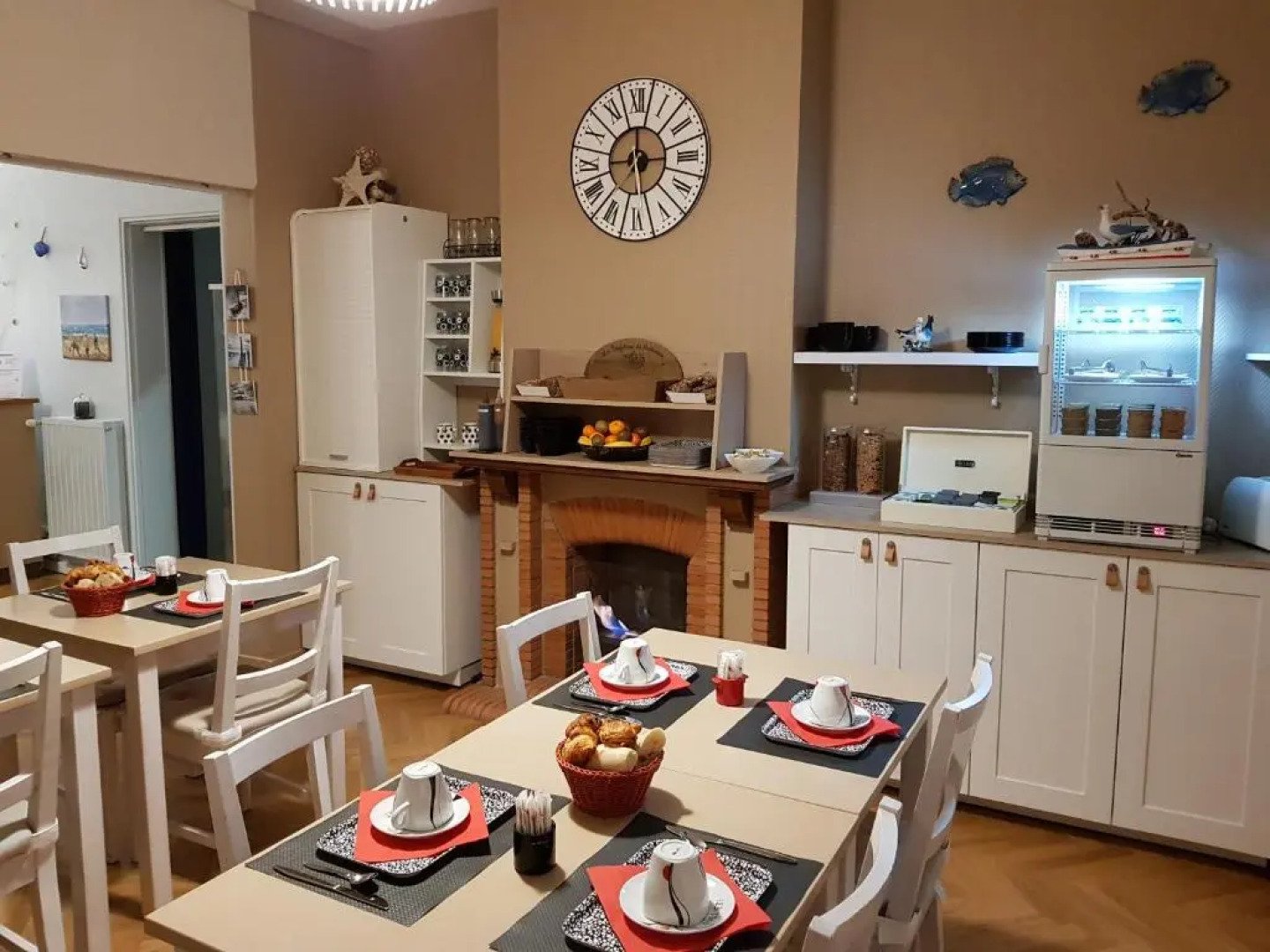 Ptit Dej Hôtel Corinna