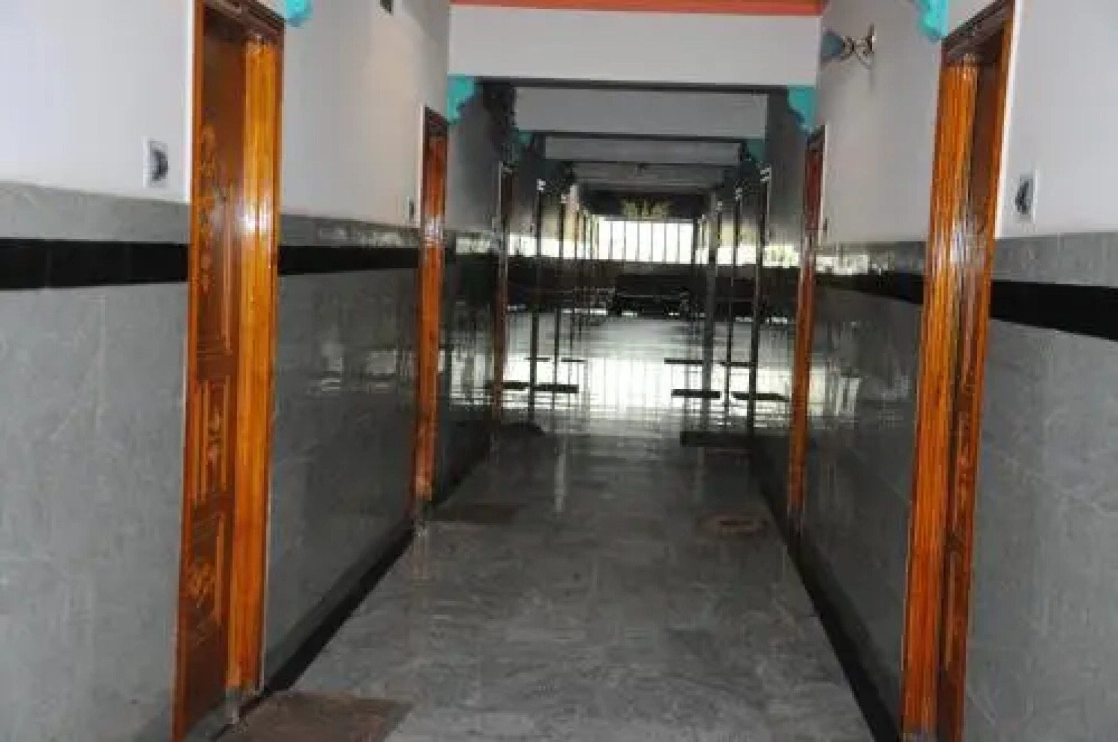 Sri Vijaya Residency A/C