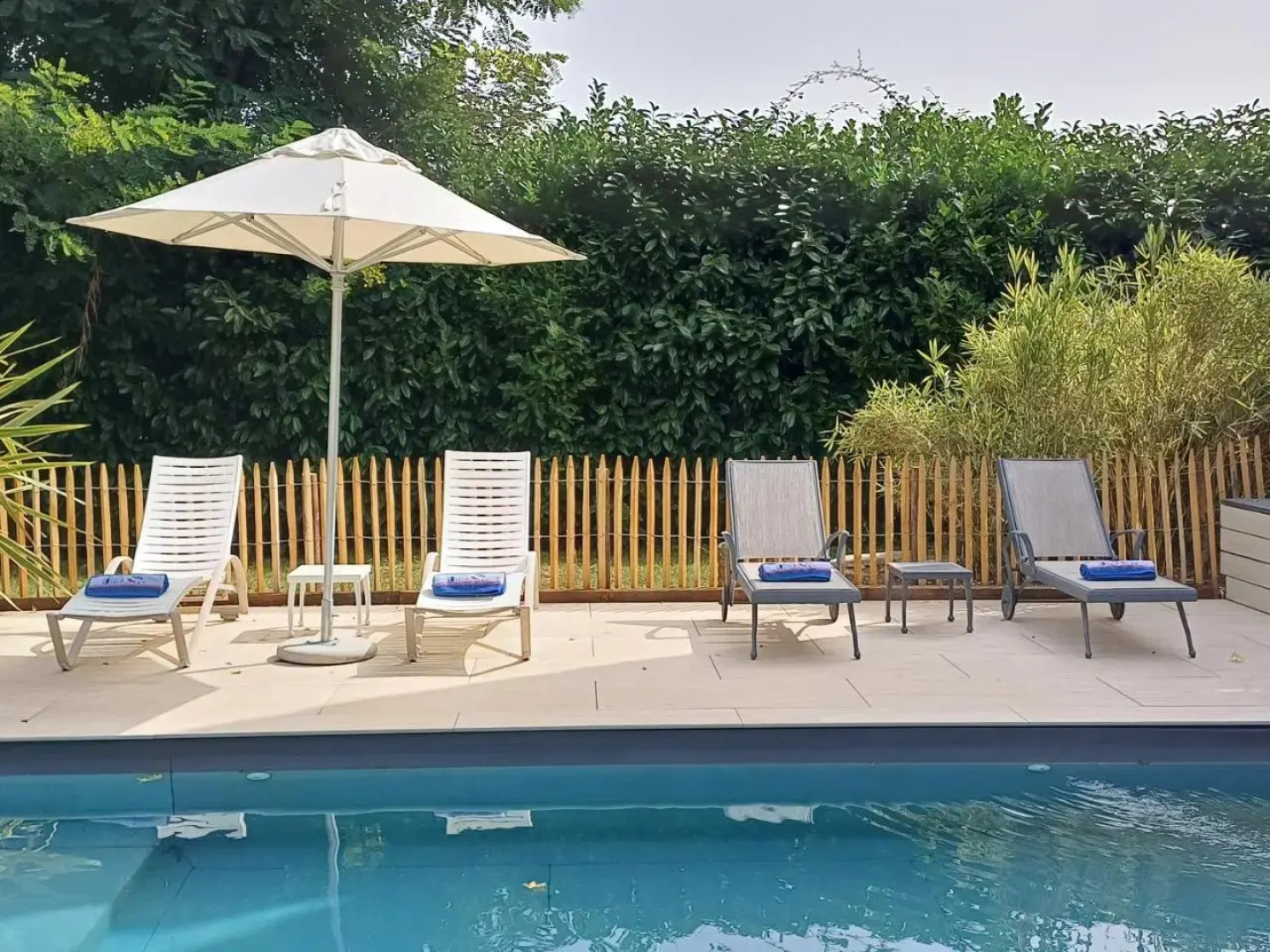 La Longere Bordeaux Gite de Charme Avec Piscine