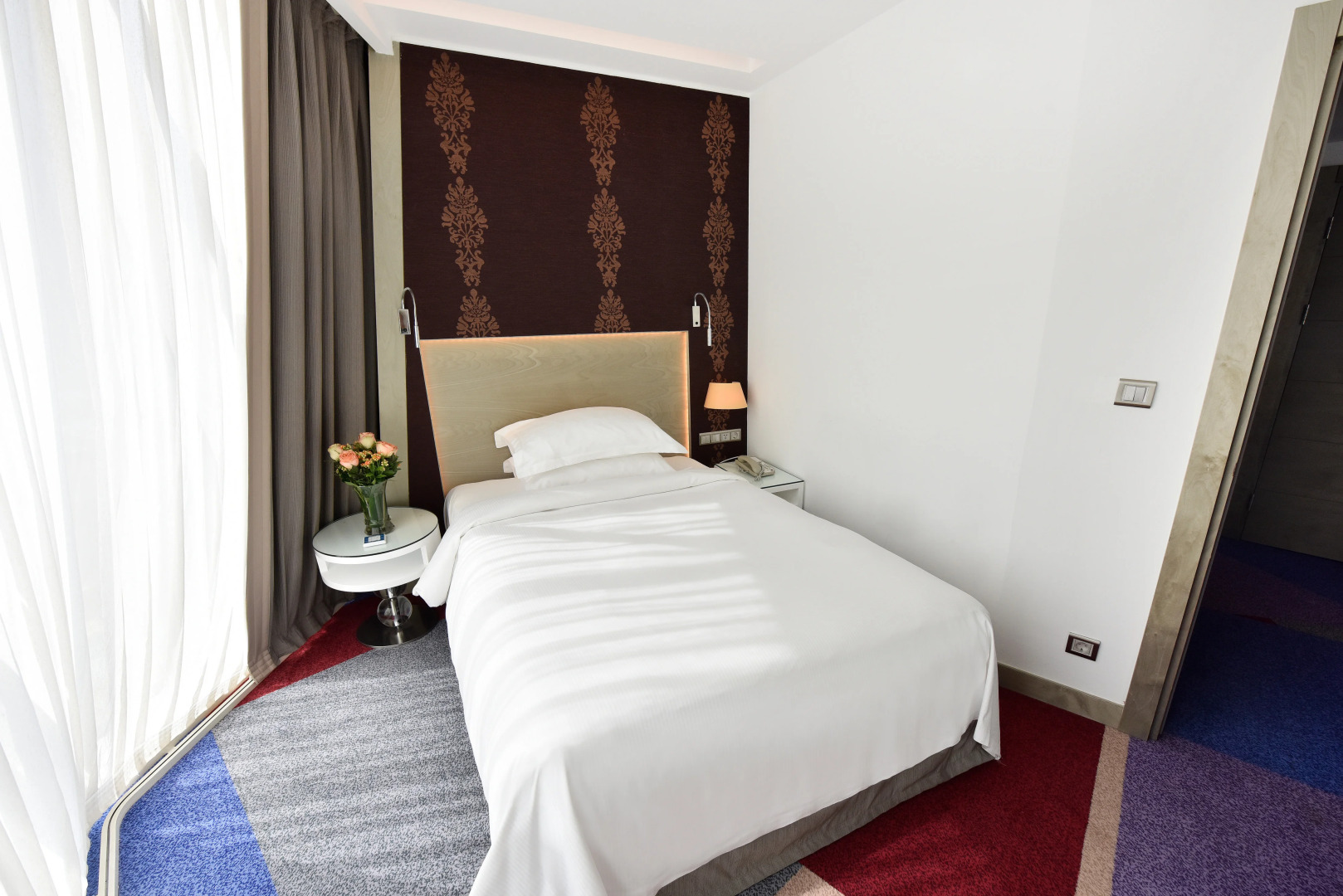 Burgu Arjaan by Rotana Hotel