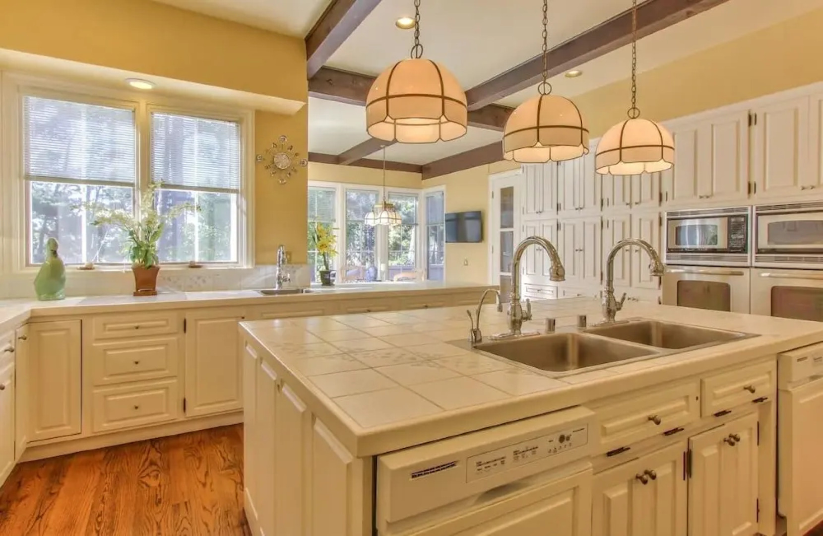 Lx33: Luxury Vacation Villa On Pebble Beach With Pool