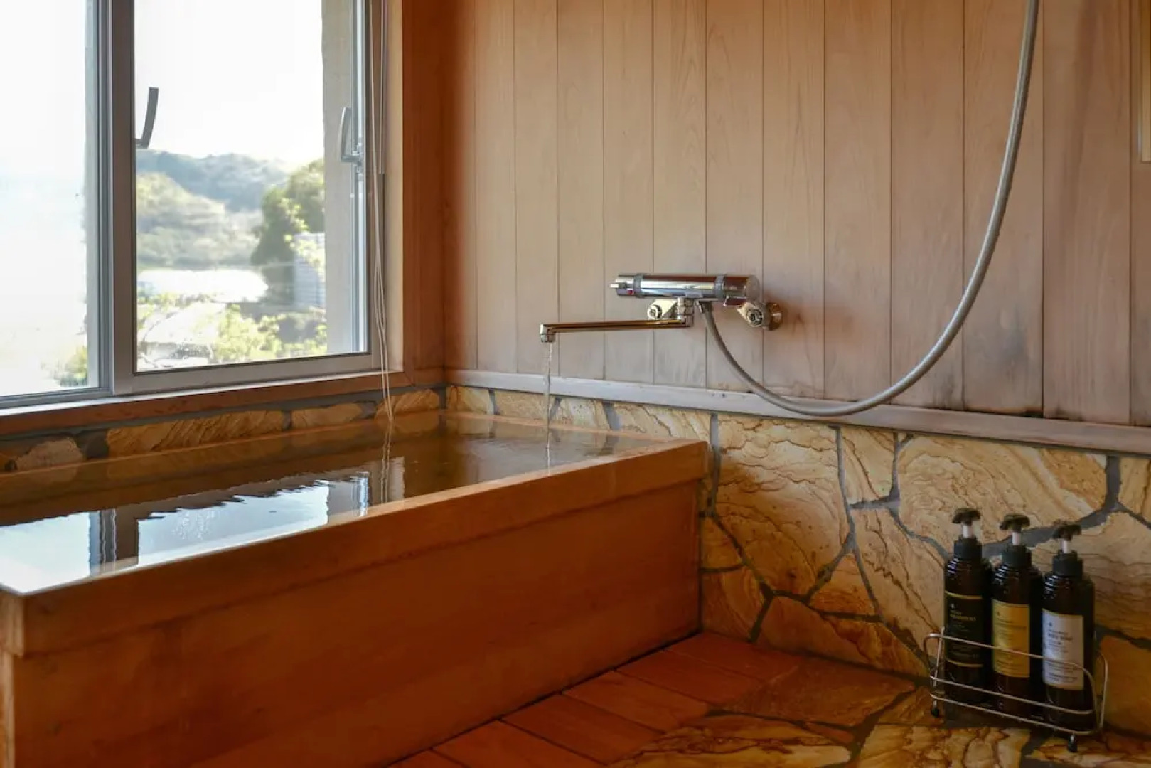 IKI RETREAT by Onko Chishin