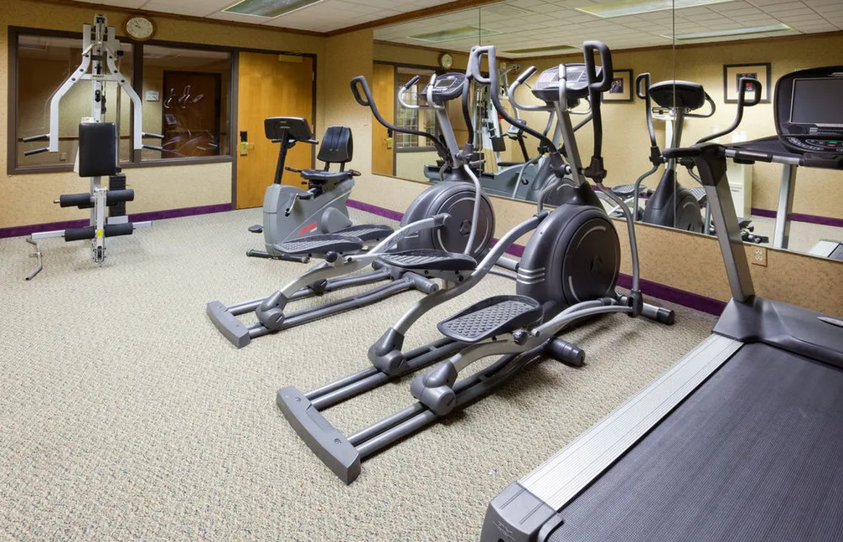 Holiday Inn Express Hotel & Suites Oshkosh Stateroute 41