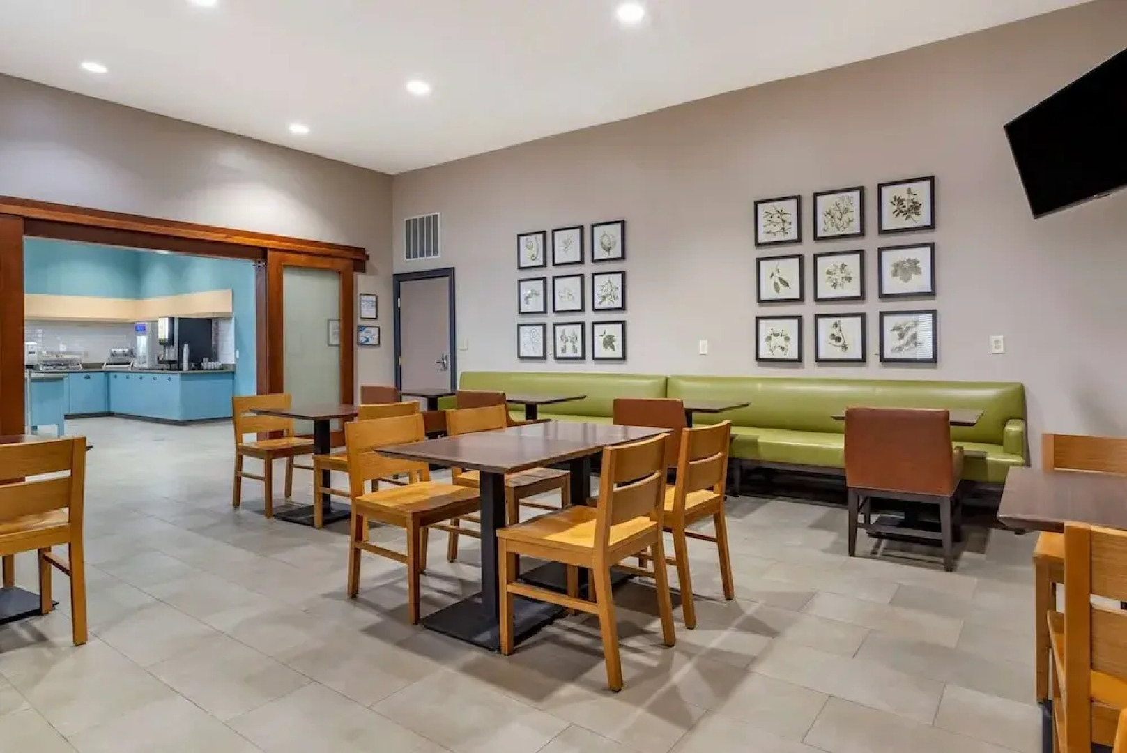 Country Inn & Suites By Radisson, Cartersville, Ga