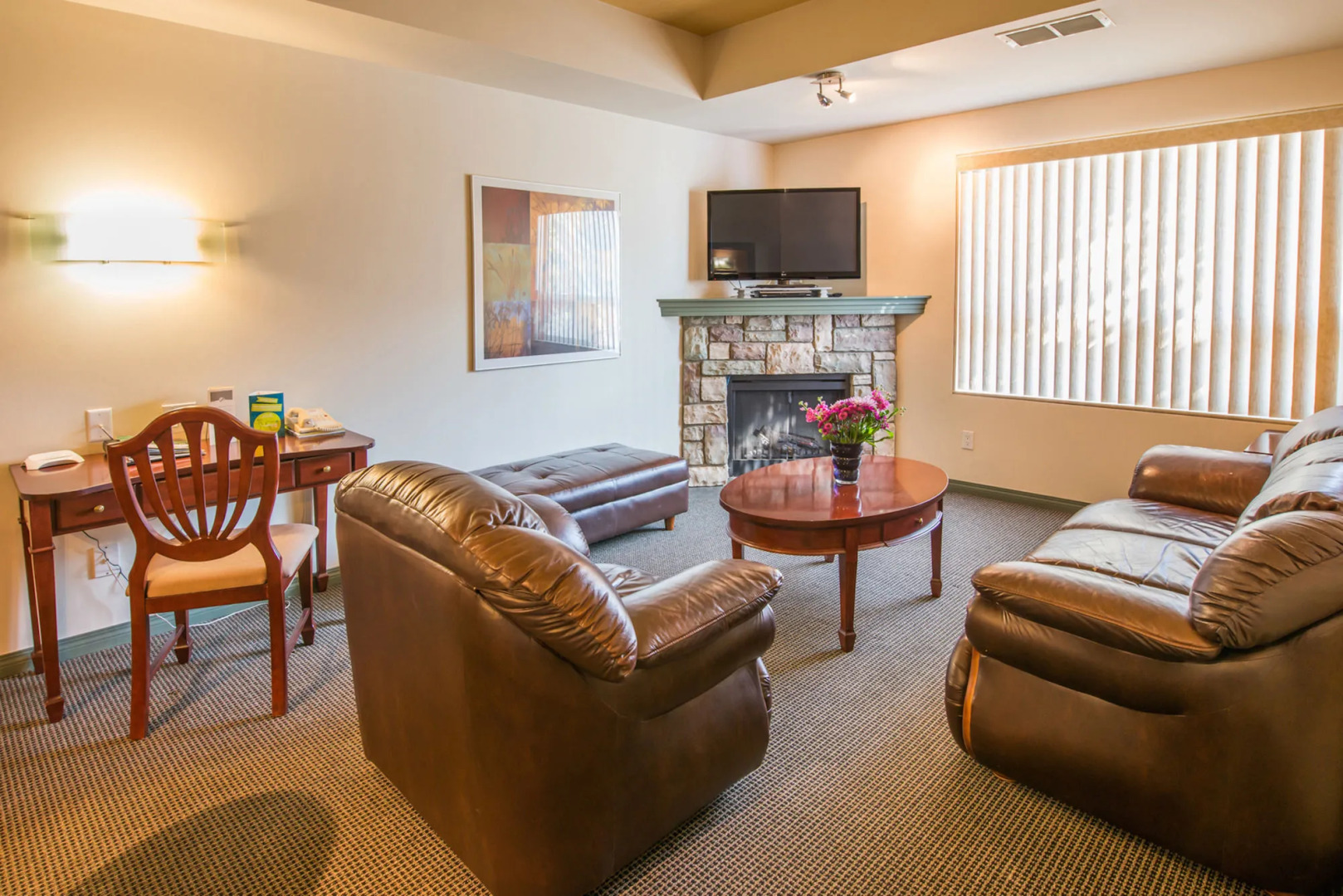 Podollan Rezidence - Fort McMurray