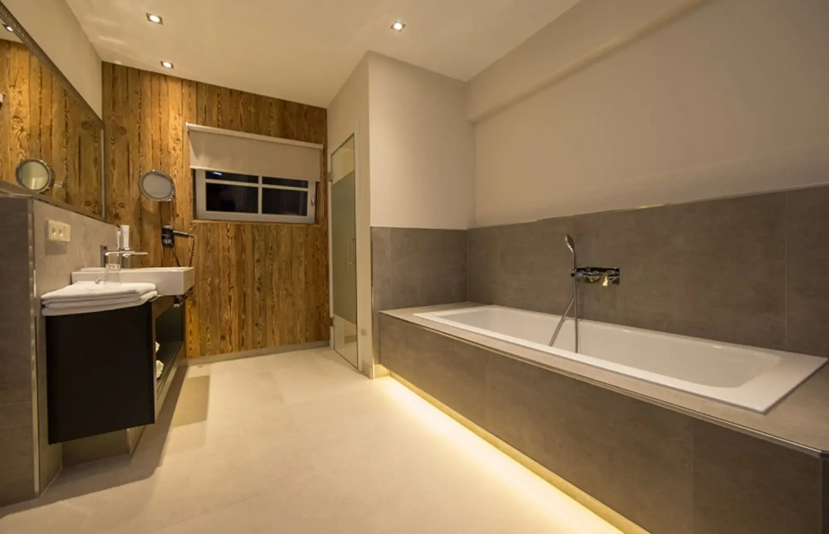 HEITZMANN - Hotel & Rooftop