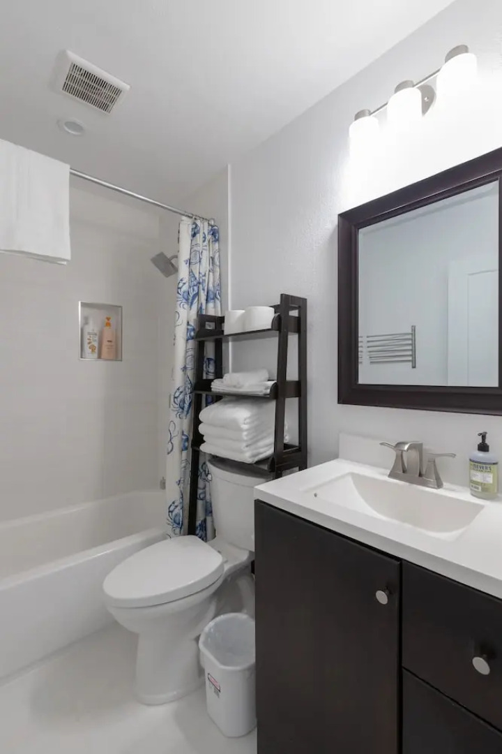 Marbella Lane Pedro Point Beach House with Hot Tub