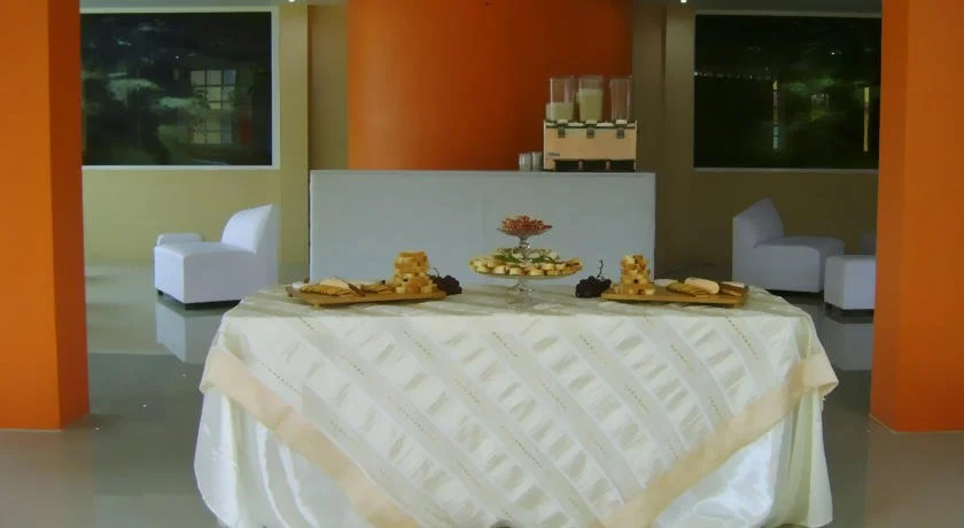 Hotel La Roca Natural