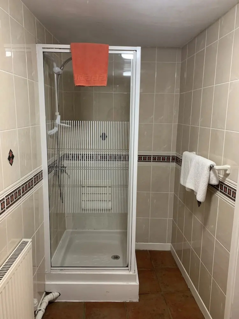 The Dog & Doublet Inn