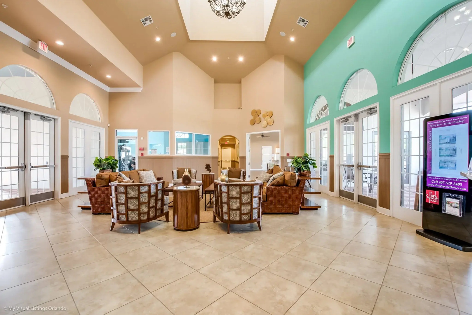 4 bed town home with full size pool Close to Disne