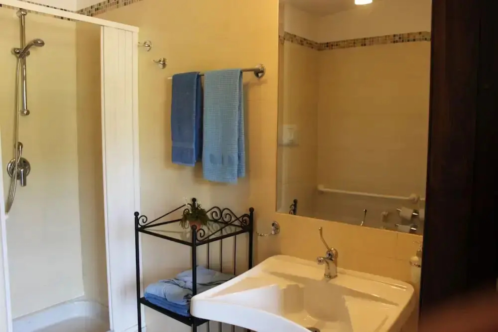 Flegrea House - Casa Rosa