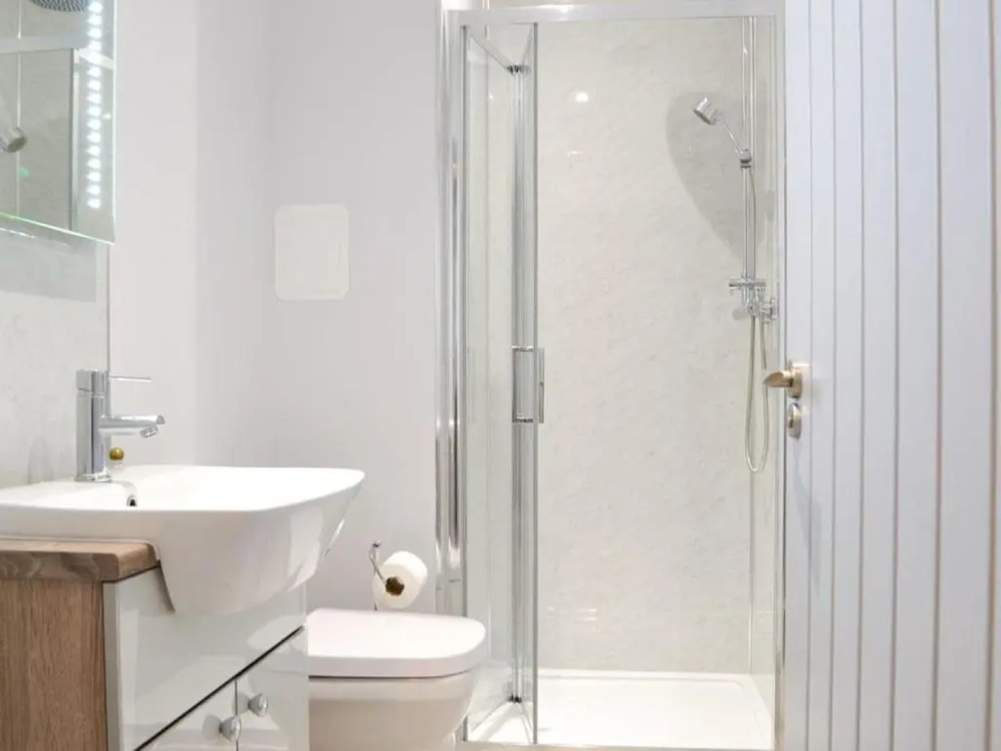 Grosvenor House Apt 3