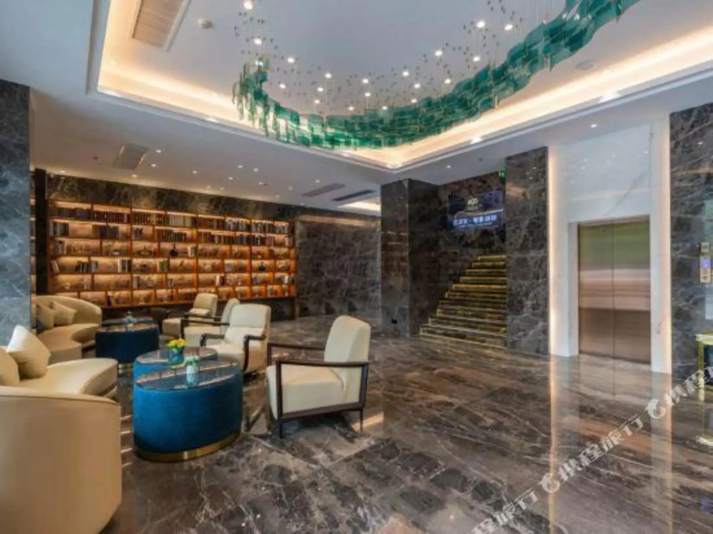 Jinxing Hotel (Yihua International Plaza)