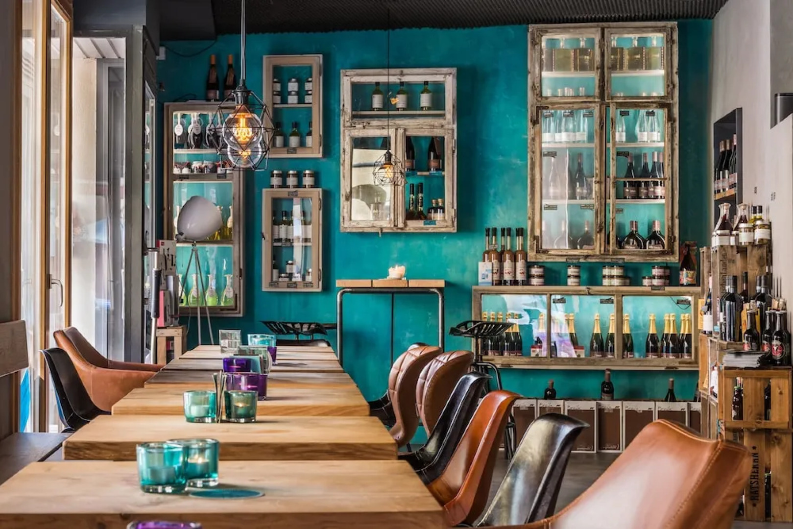 Weinbar und Hotel FahrAway