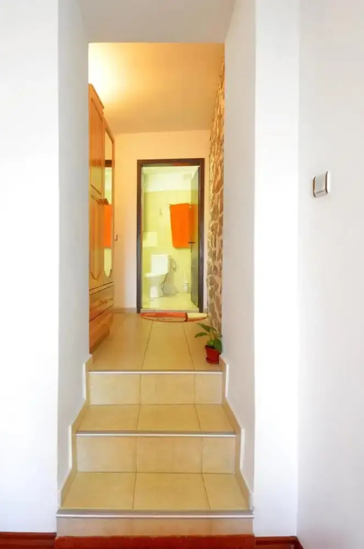 Room-charming Guest Room in Historic Vel