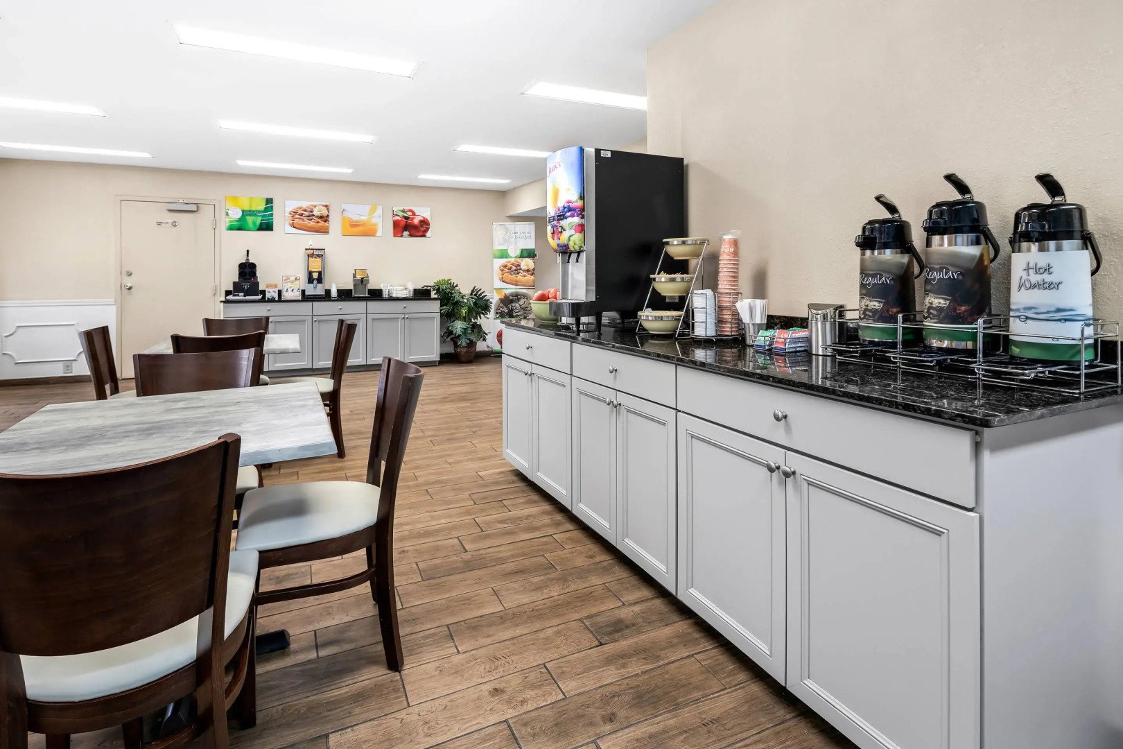 Quality Inn Decatur River City