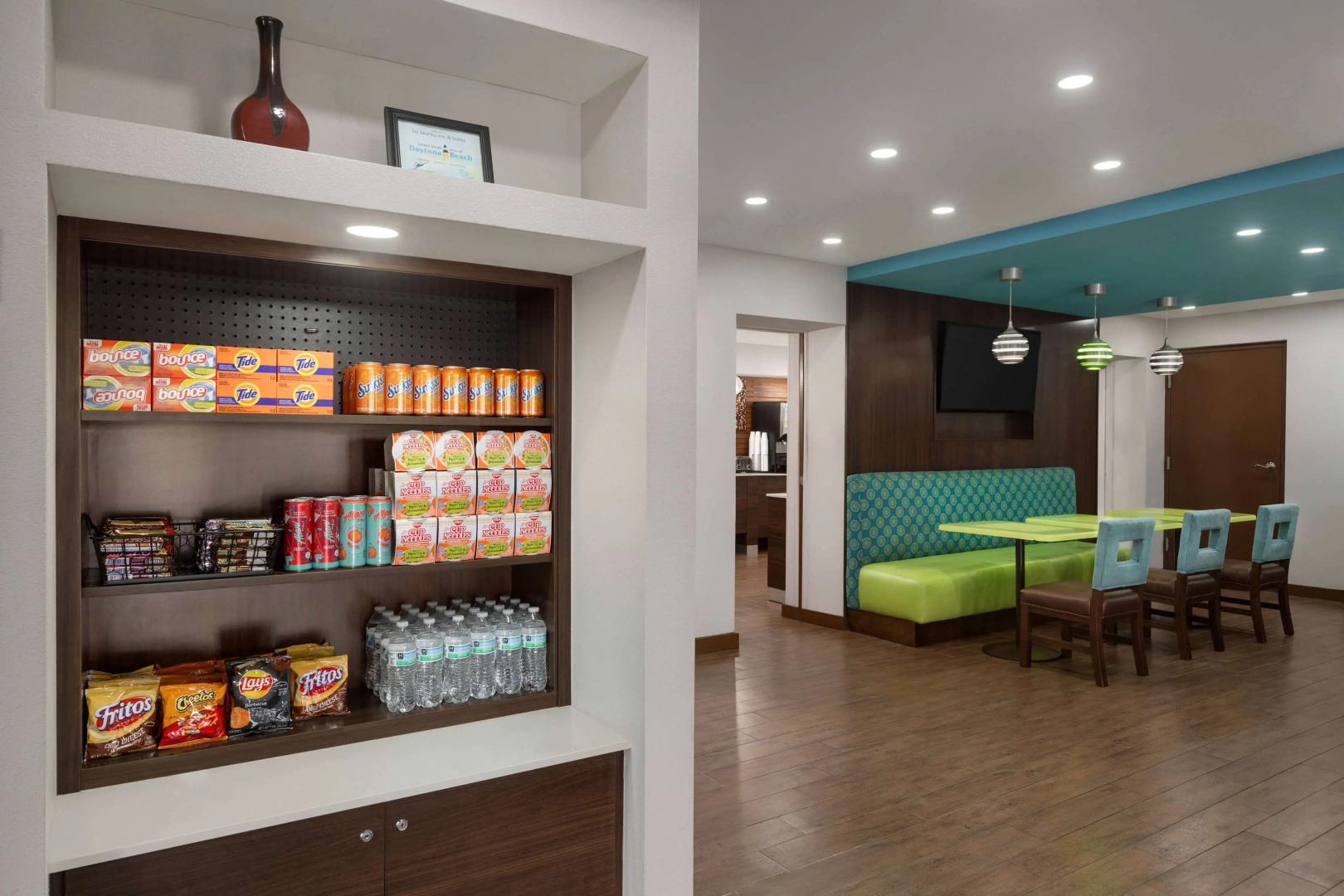 La Quinta Inn & Suites by Wyndham Oceanfront Daytona Beach