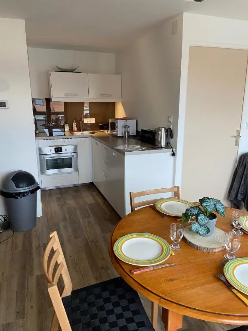 Spacieux T2 au coeur de Villers 2000