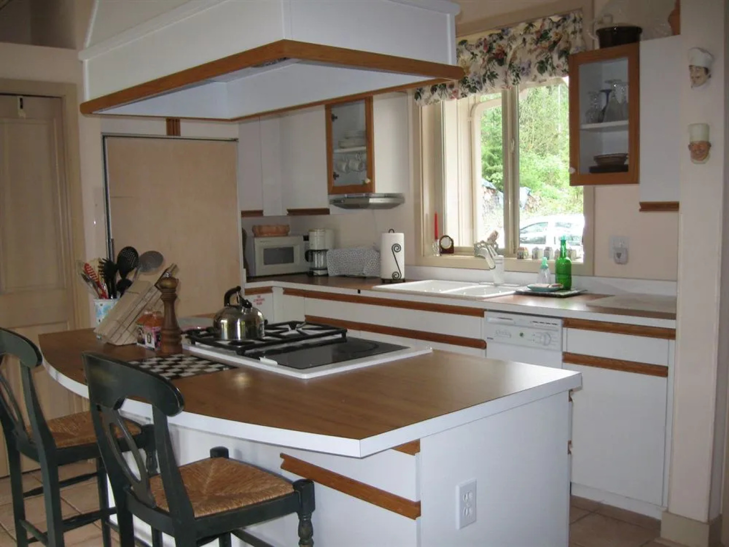 Auberge de Seattle, French Country Inn